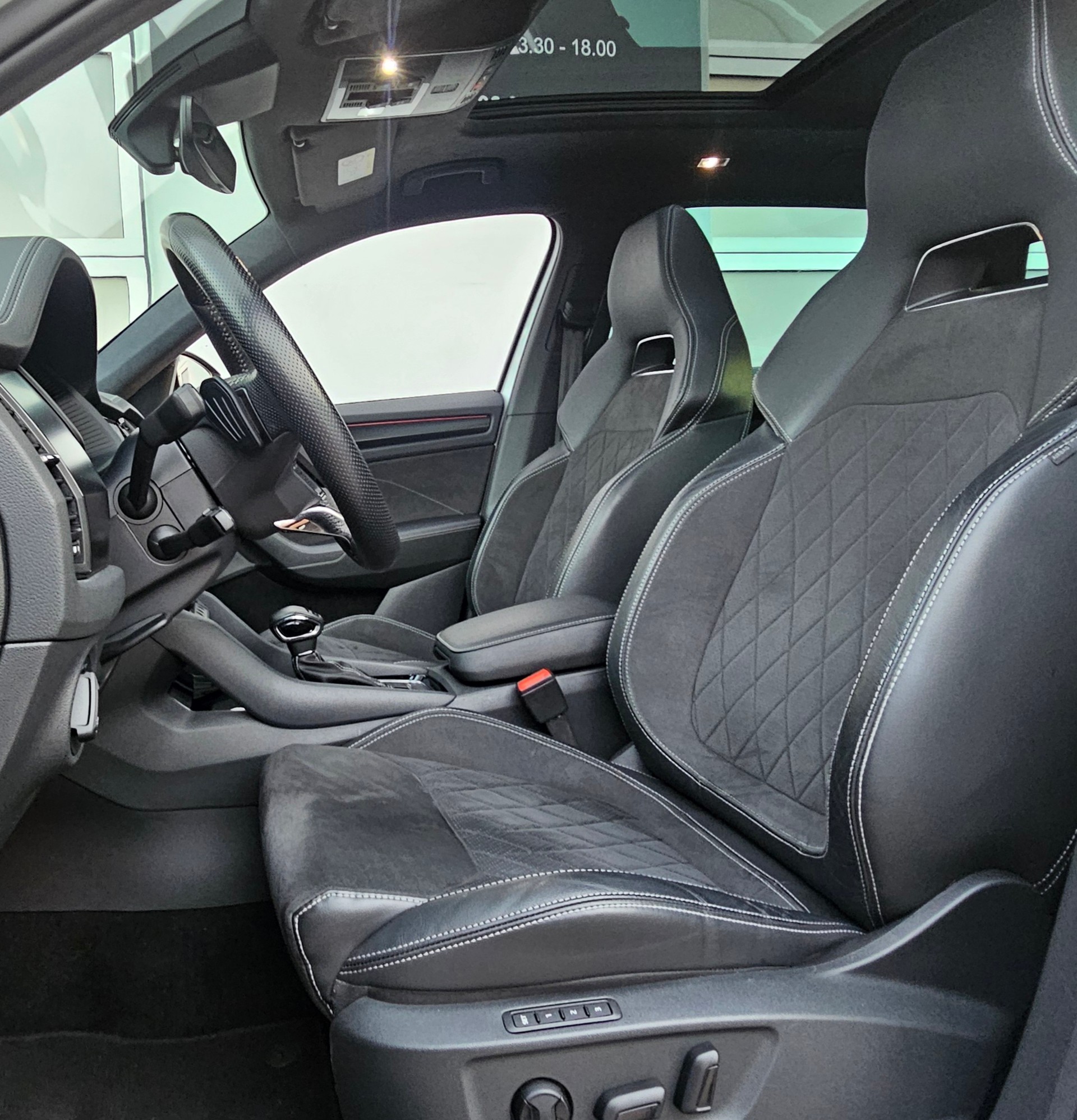 SKODA Kodiaq 2.0 TDI CR SportLine 4x4 DSG-image-6