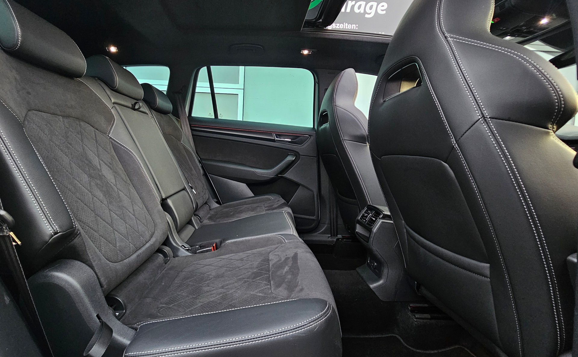 SKODA Kodiaq 2.0 TDI CR SportLine 4x4 DSG-image-9