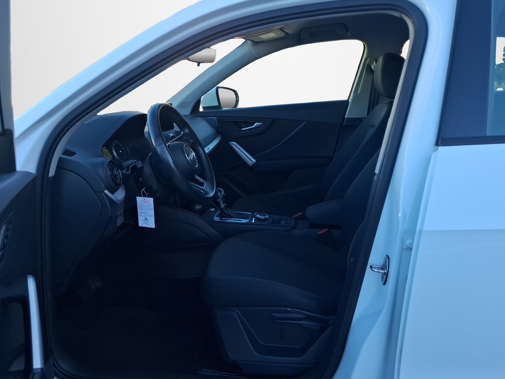 AUDI Q2 1.0 TFSI S-tronic-image-8