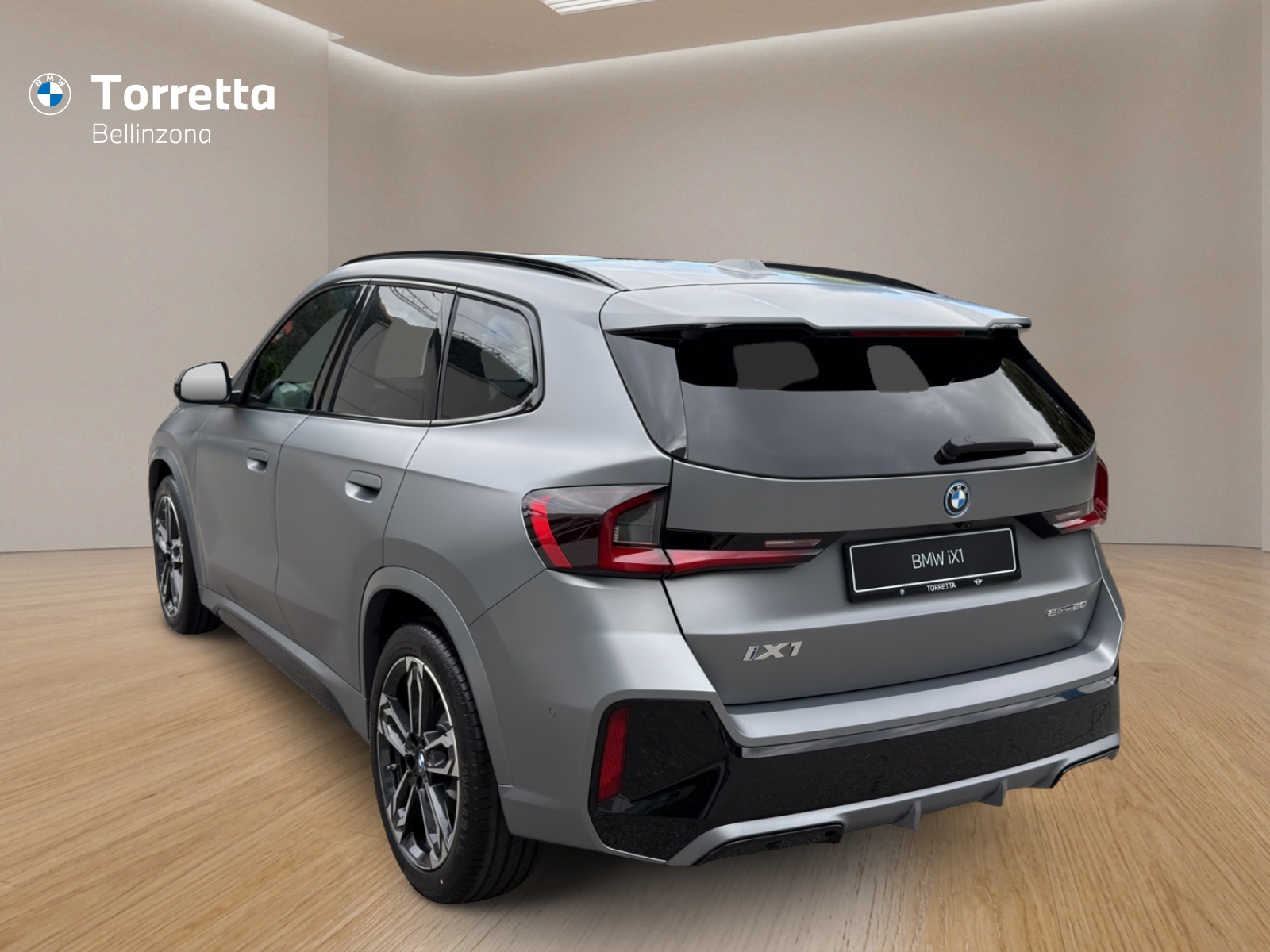 BMW iX1 eDrive 20 Edition M Sport-showroom-element-2