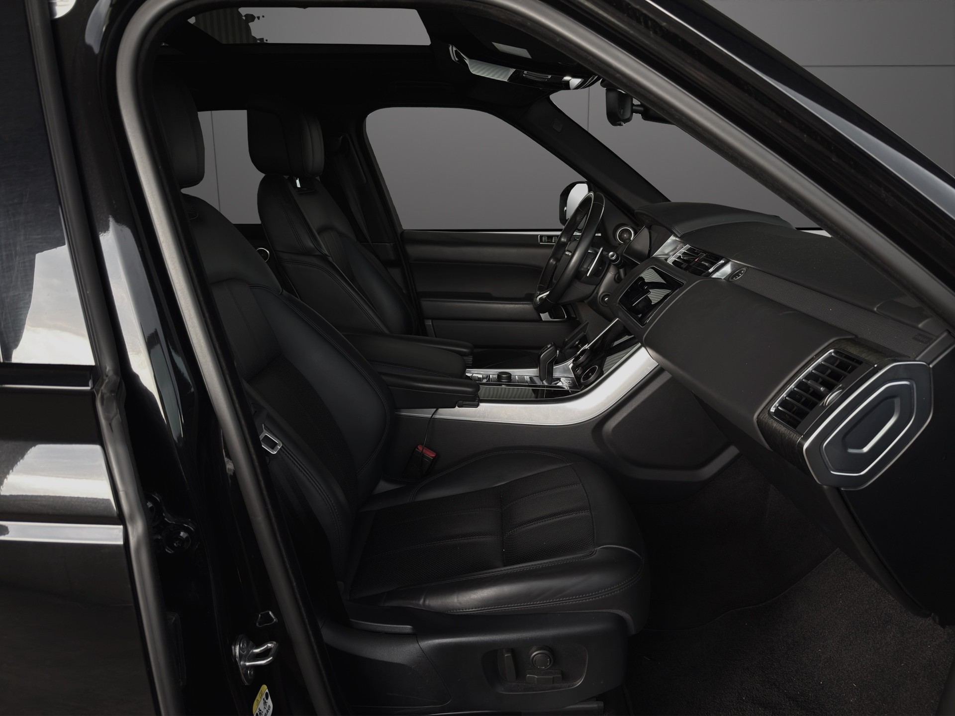 LAND ROVER Range Rover Sport 5.0 V8 S/C HSE Dynamic Automatic-image-7
