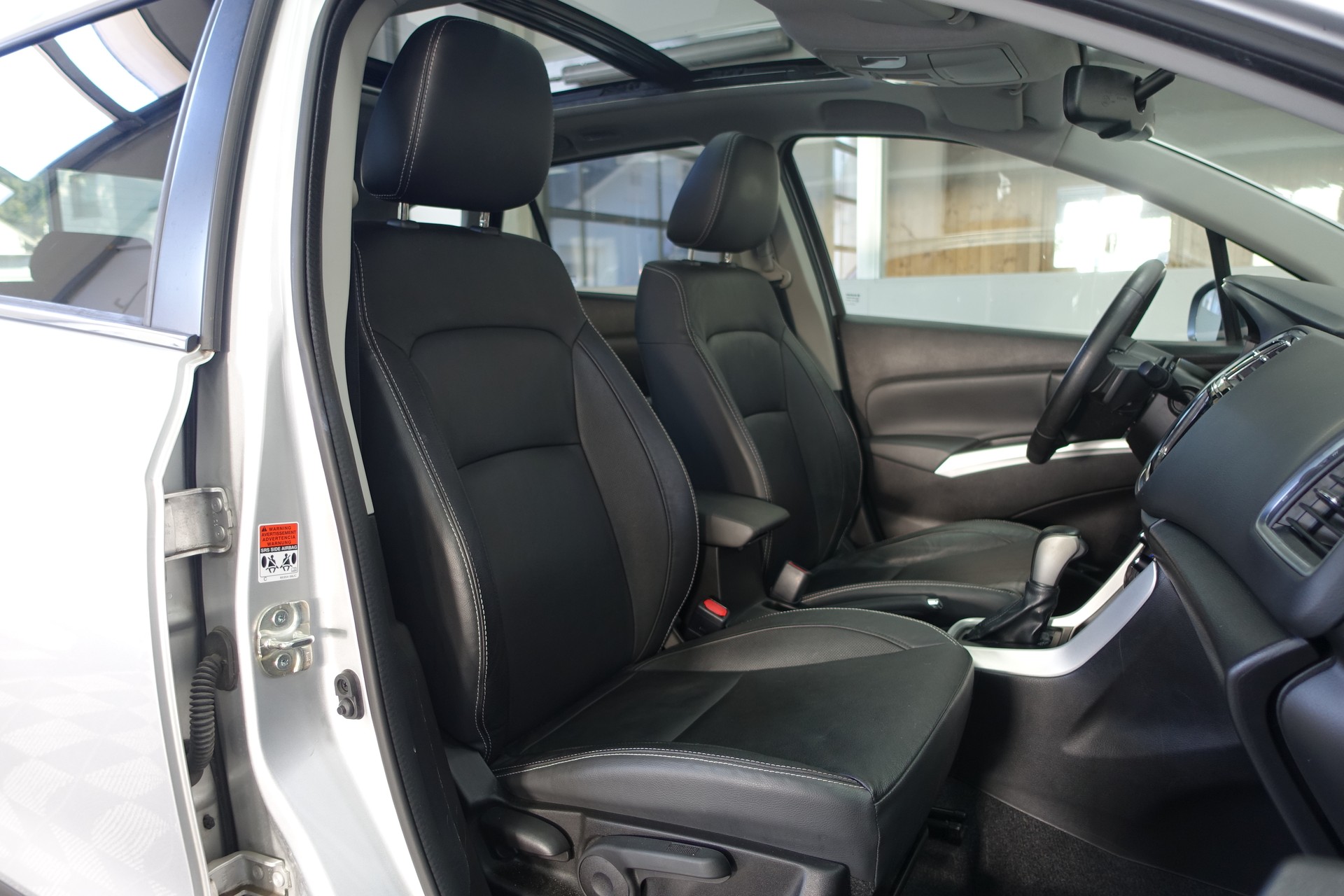SUZUKI SX4 S-Cross 1.4 T Compact Top 4x4-image-13