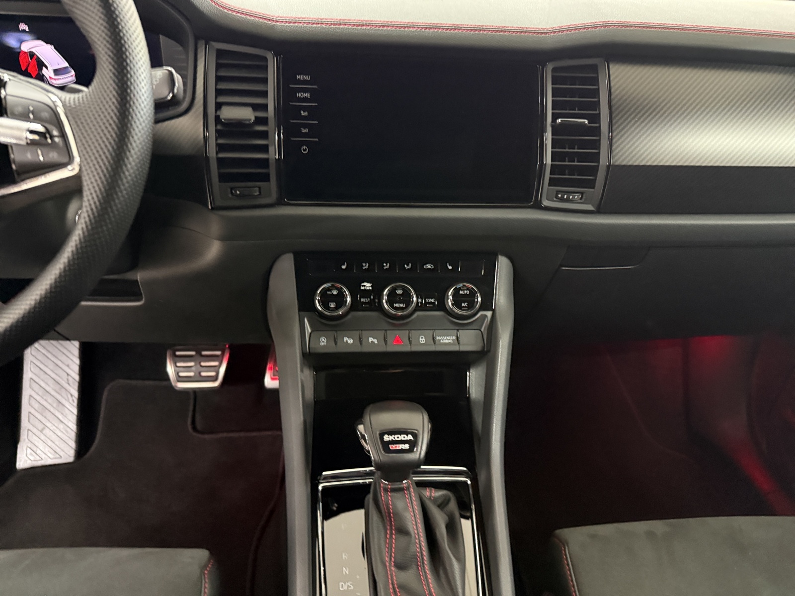 SKODA Kodiaq 2.0 TSI 4x4 RS-image-10