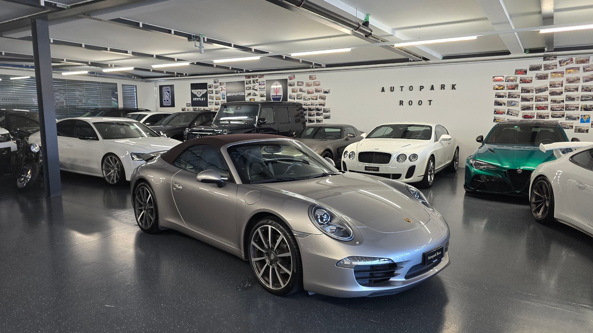 PORSCHE 911 Cabrio Carrera-image-0