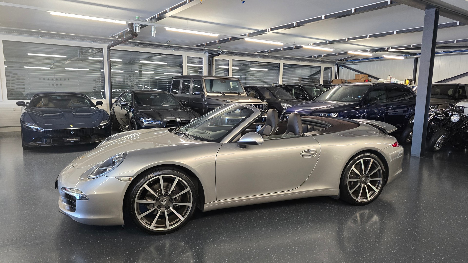 PORSCHE 911 Cabrio Carrera-image-15