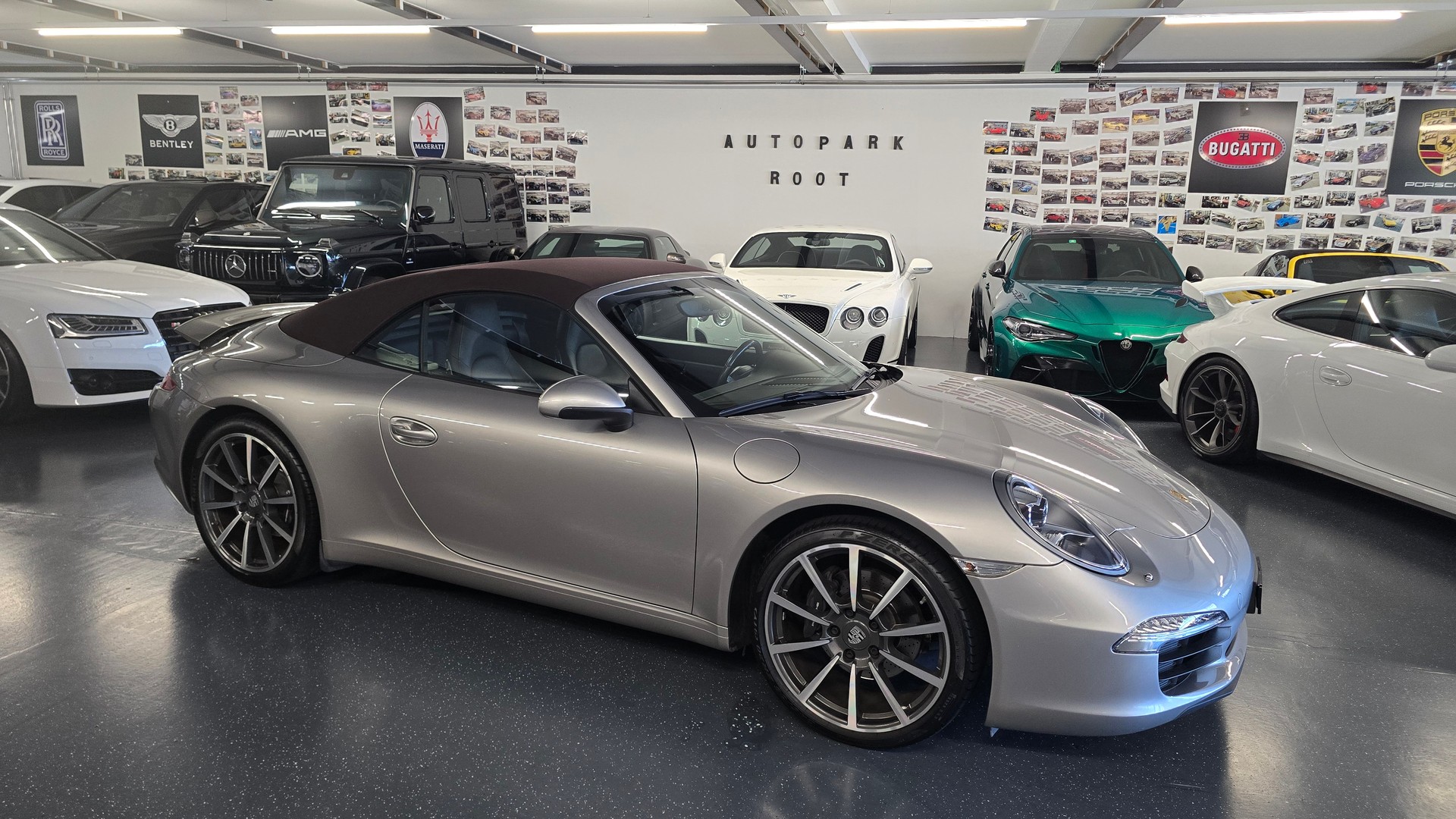 PORSCHE 911 Cabrio Carrera-image-1