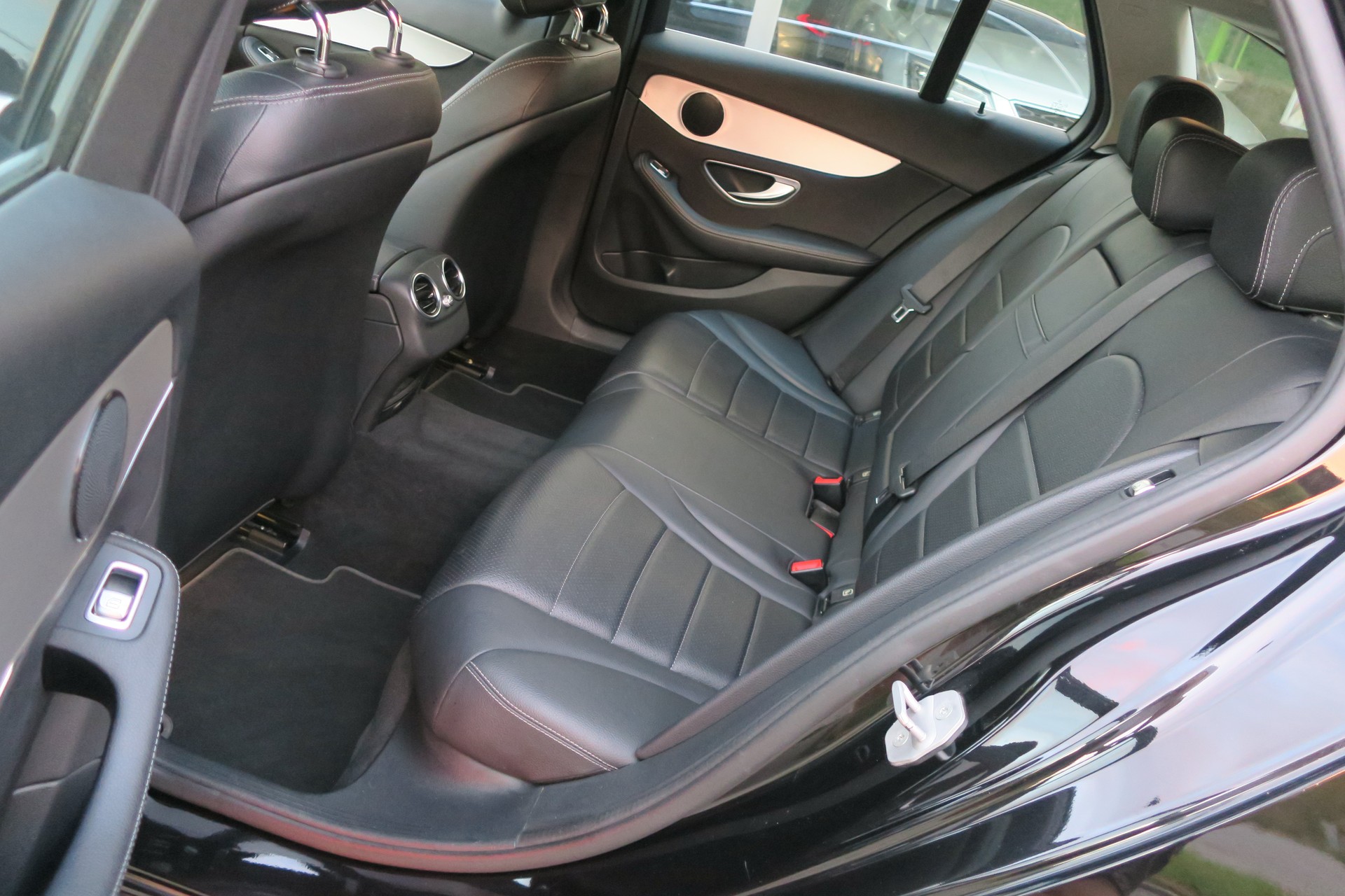 MERCEDES-BENZ C 180 Avantgarde +AMG 18" Alu-image-5