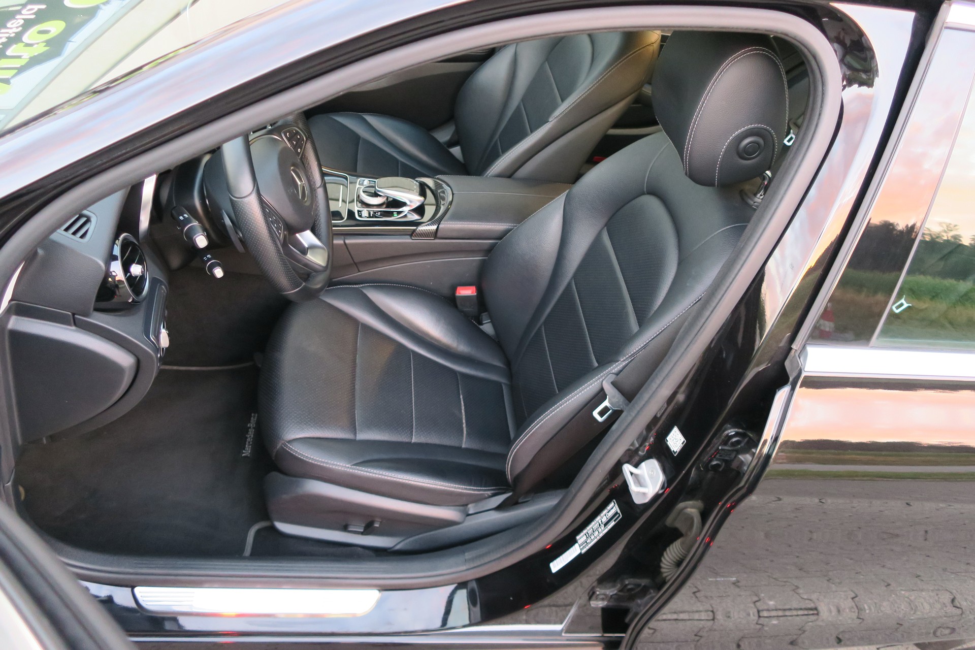MERCEDES-BENZ C 180 Avantgarde +AMG 18" Alu-image-3