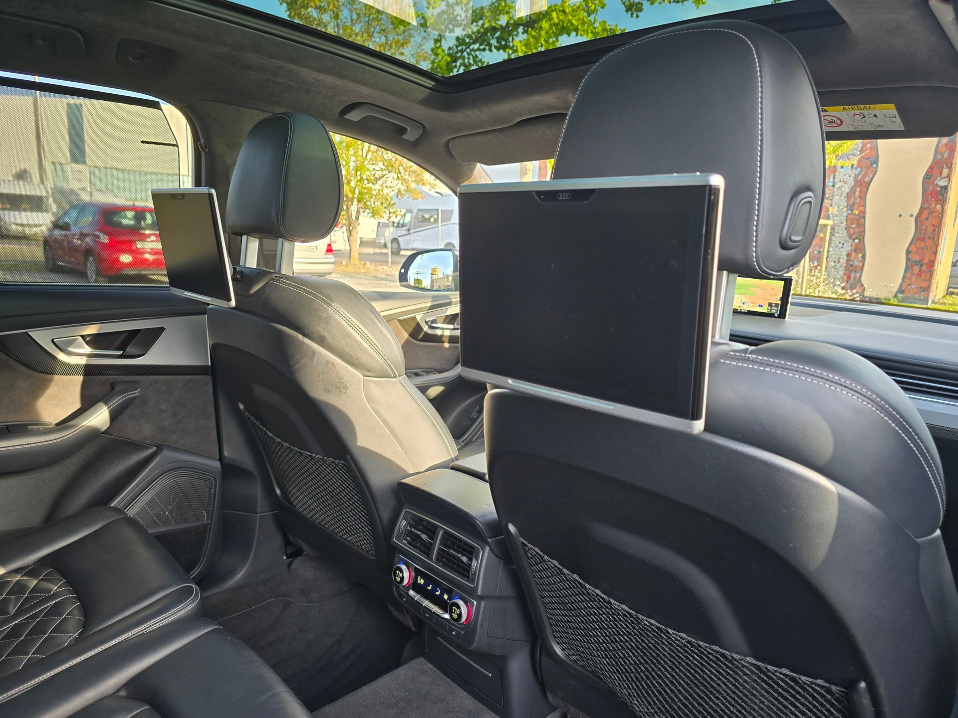AUDI SQ7 4.0 TDI quattro tiptronic-image-22