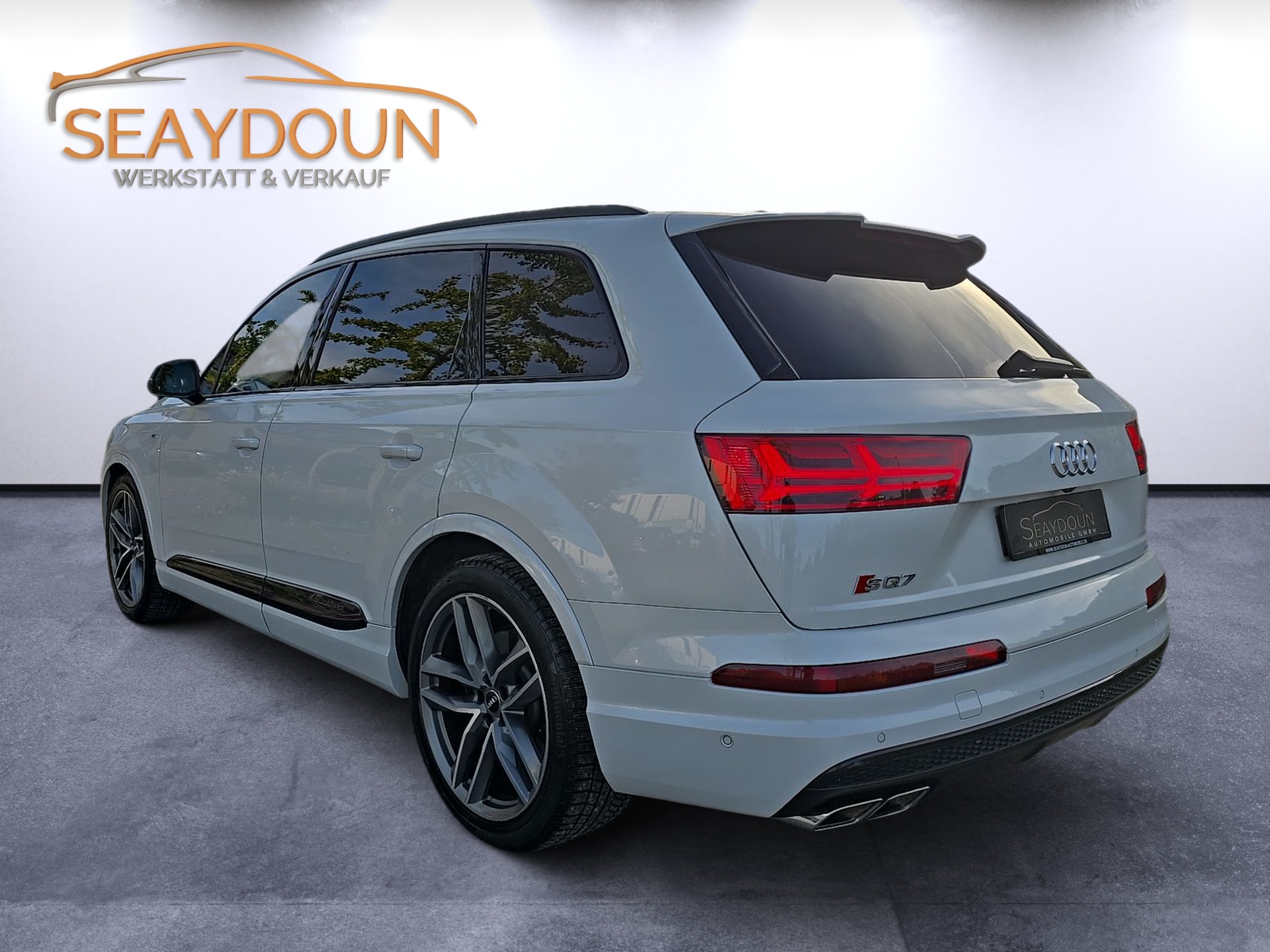 AUDI SQ7 4.0 TDI quattro tiptronic-image-1