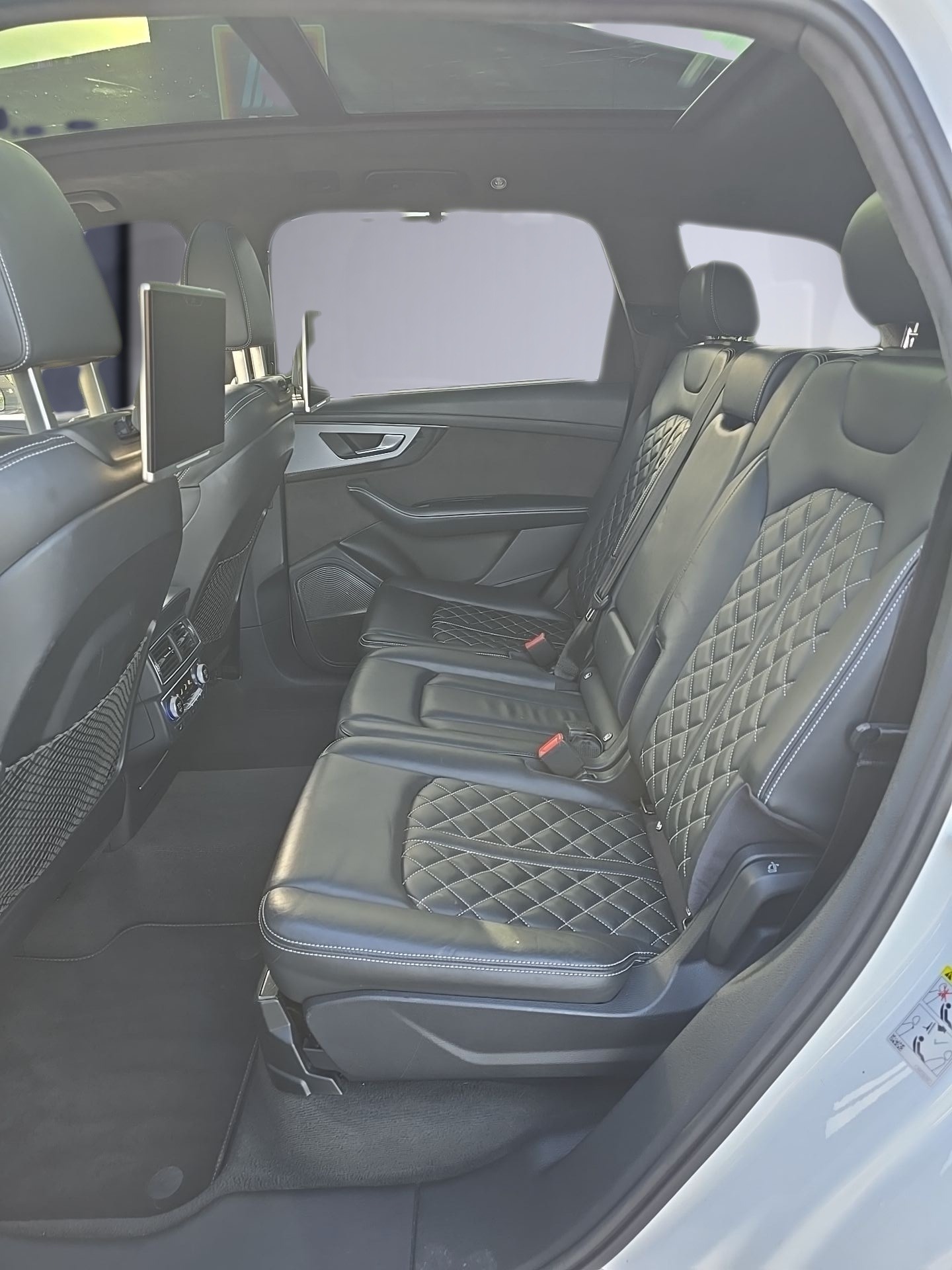 AUDI SQ7 4.0 TDI quattro tiptronic-image-20