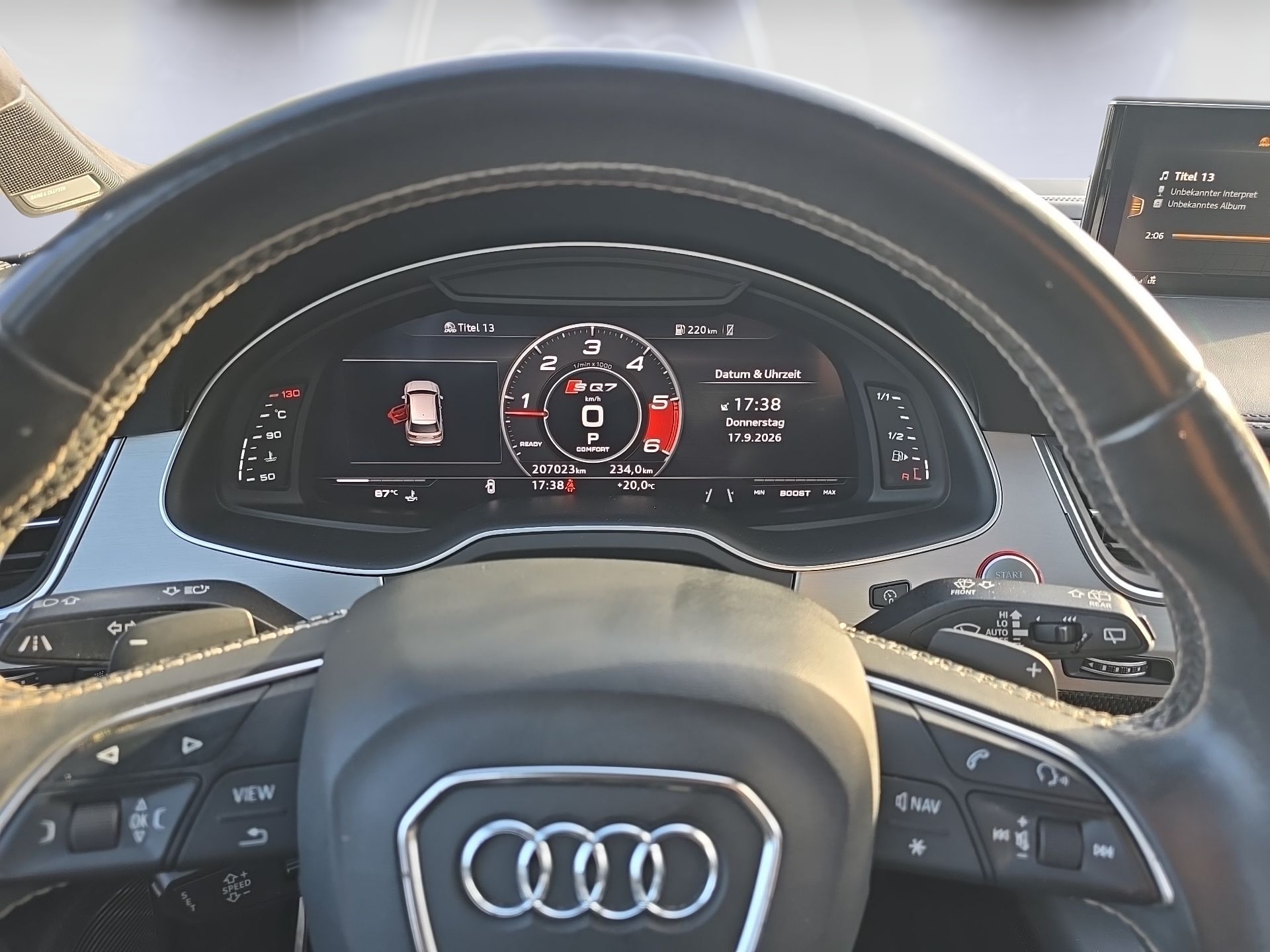 AUDI SQ7 4.0 TDI quattro tiptronic-image-10