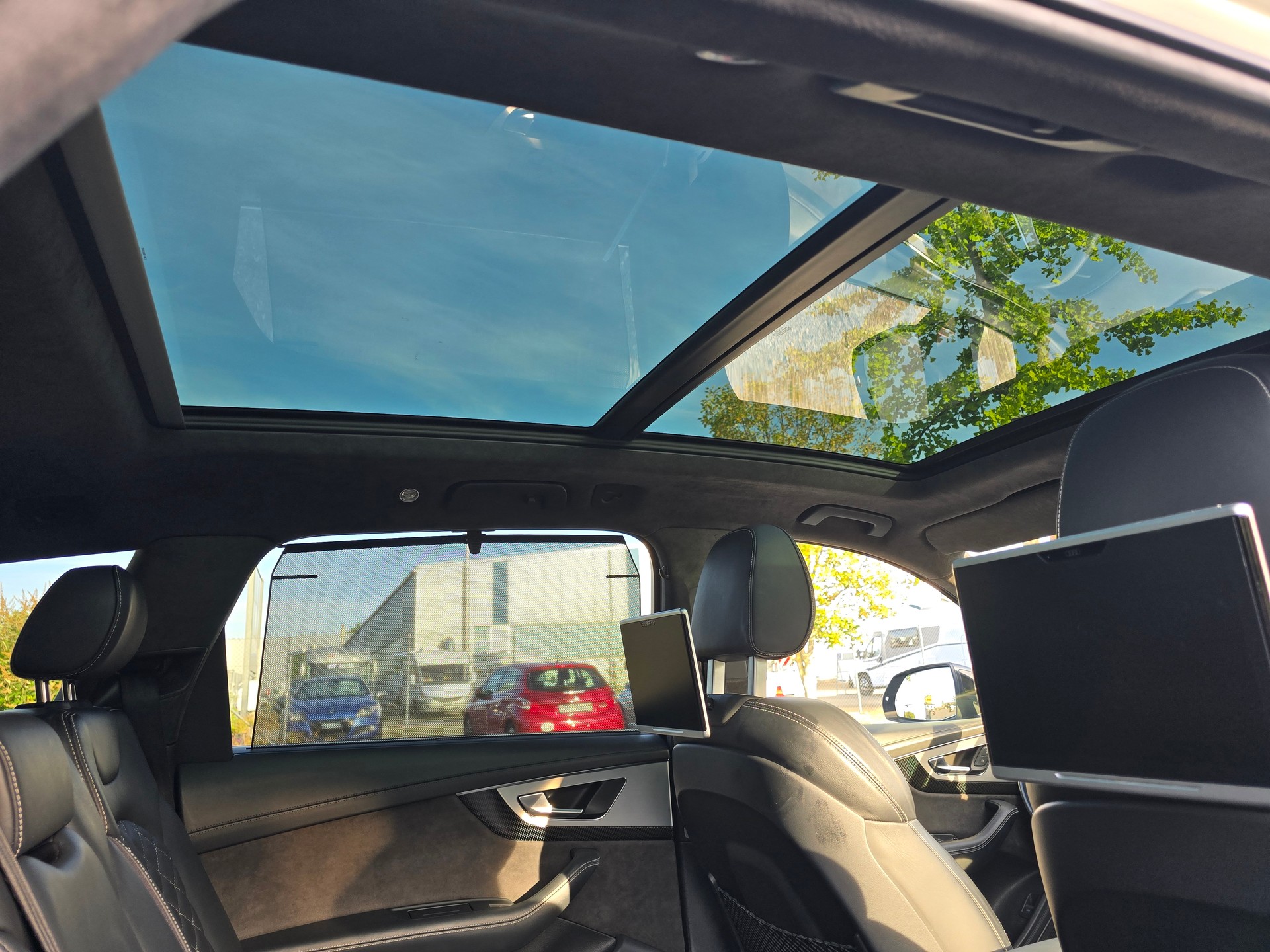 AUDI SQ7 4.0 TDI quattro tiptronic-image-23