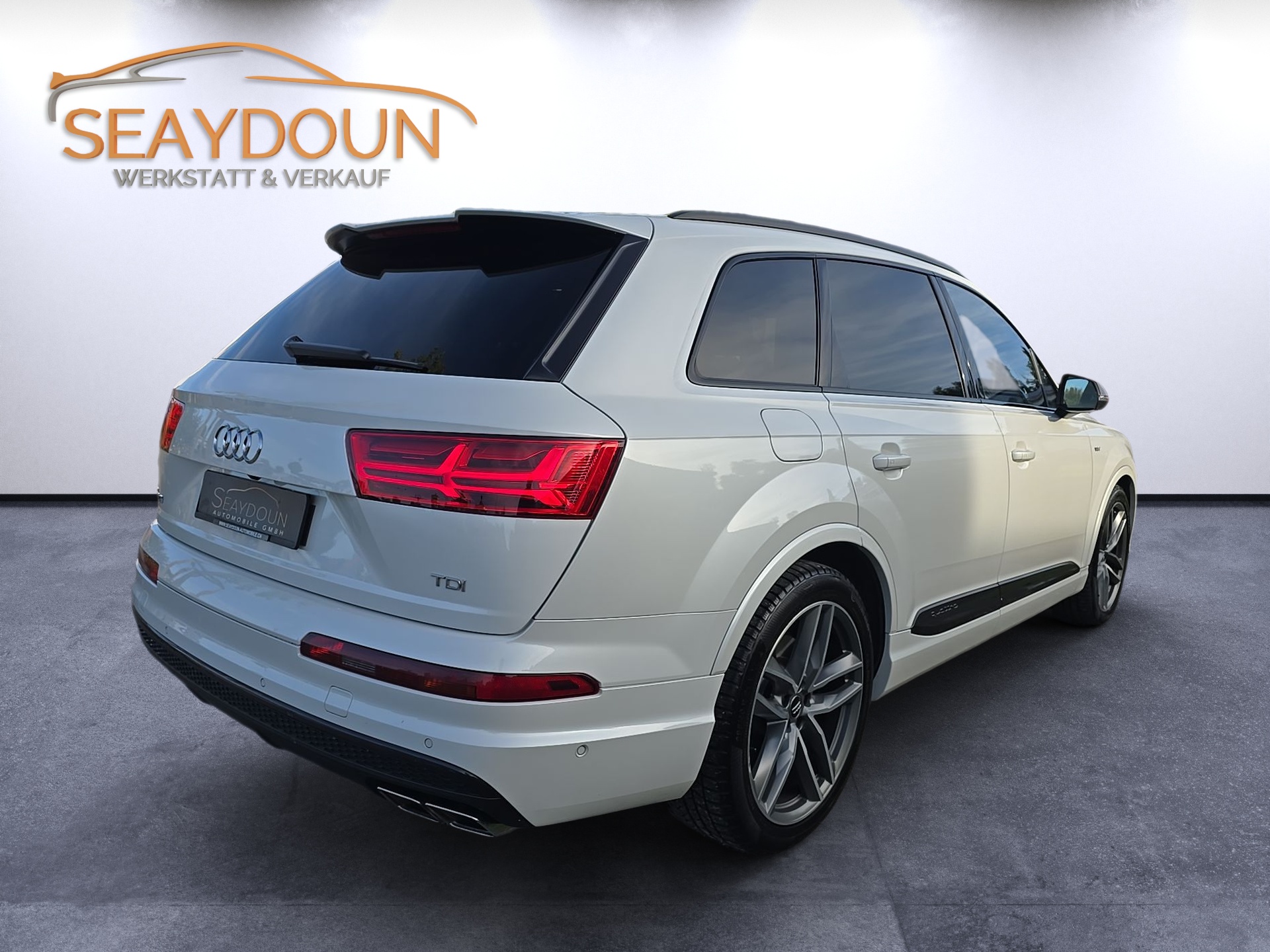 AUDI SQ7 4.0 TDI quattro tiptronic-image-2