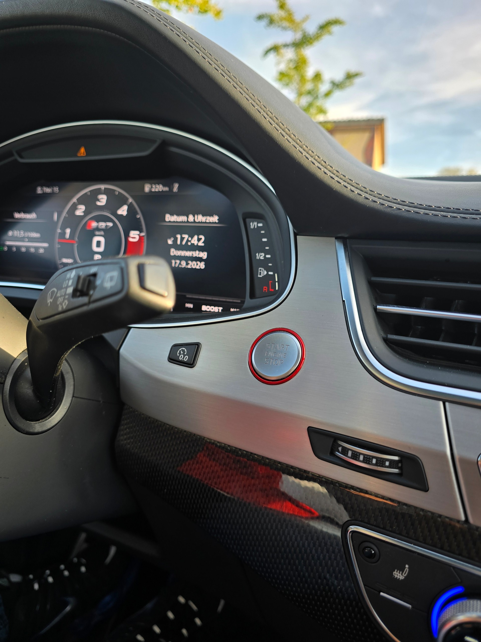 AUDI SQ7 4.0 TDI quattro tiptronic-image-13