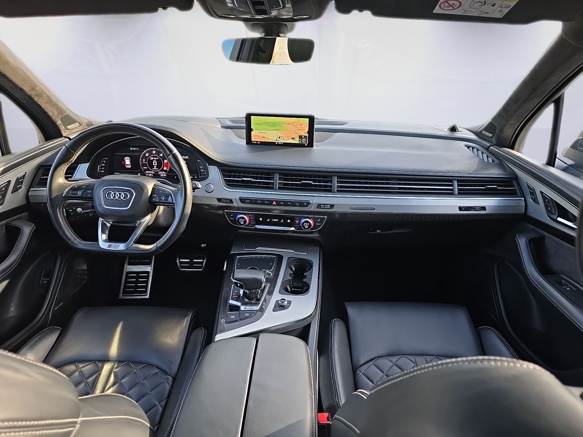 AUDI SQ7 4.0 TDI quattro tiptronic-image-8