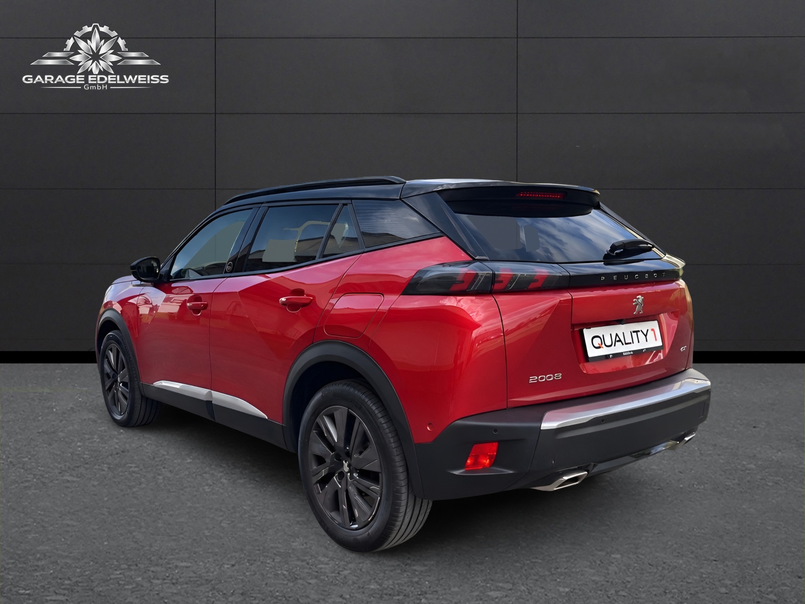 PEUGEOT 2008 1.2 PureTech GT Pack EAT8-image-2