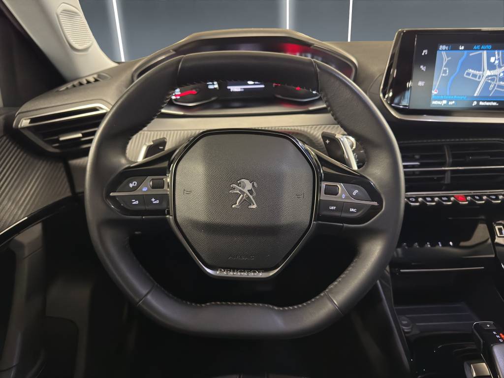 PEUGEOT 2008 1.2 PureTech Allure EAT8-image-14