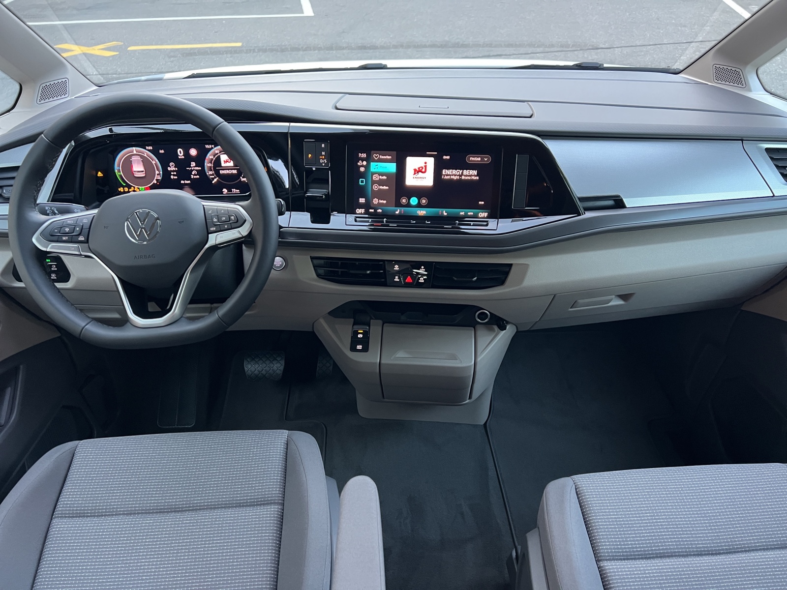 VW California eHybrid Beach Liberty 4Motion-image-7