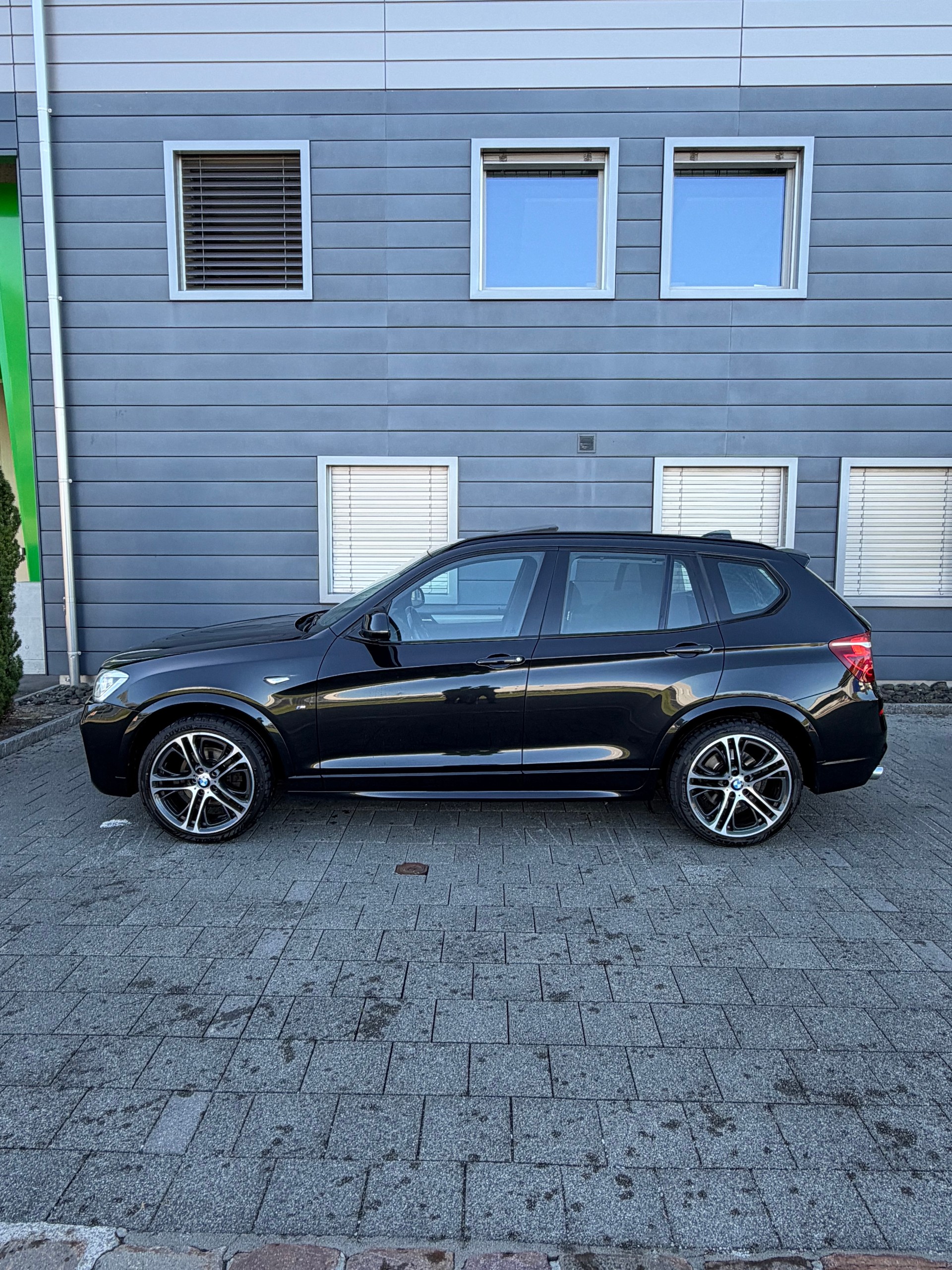 BMW X3 35d xDrive M-Sport-image-2