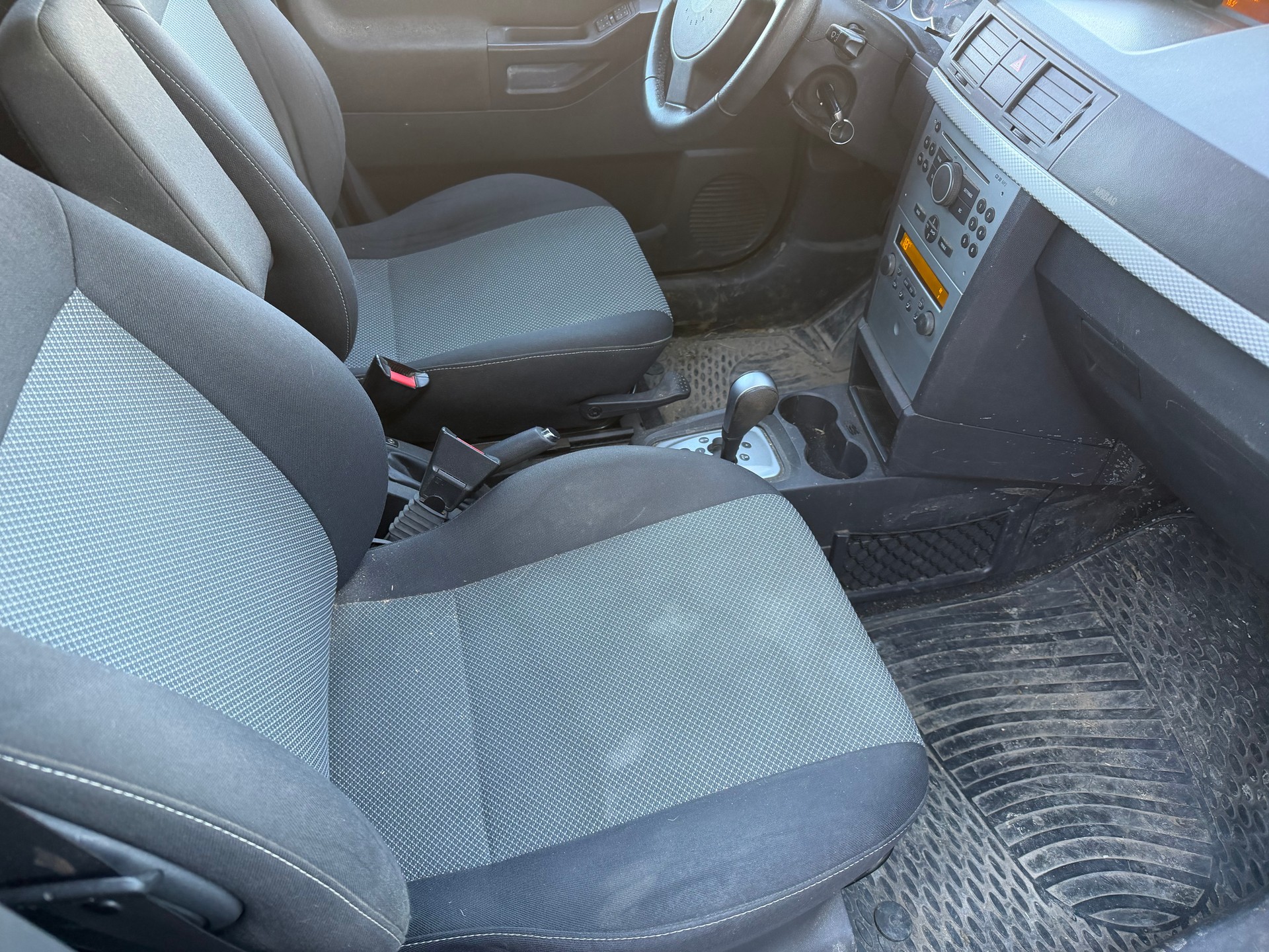 OPEL Meriva 1.6i-16 TP Cosmo-image-9