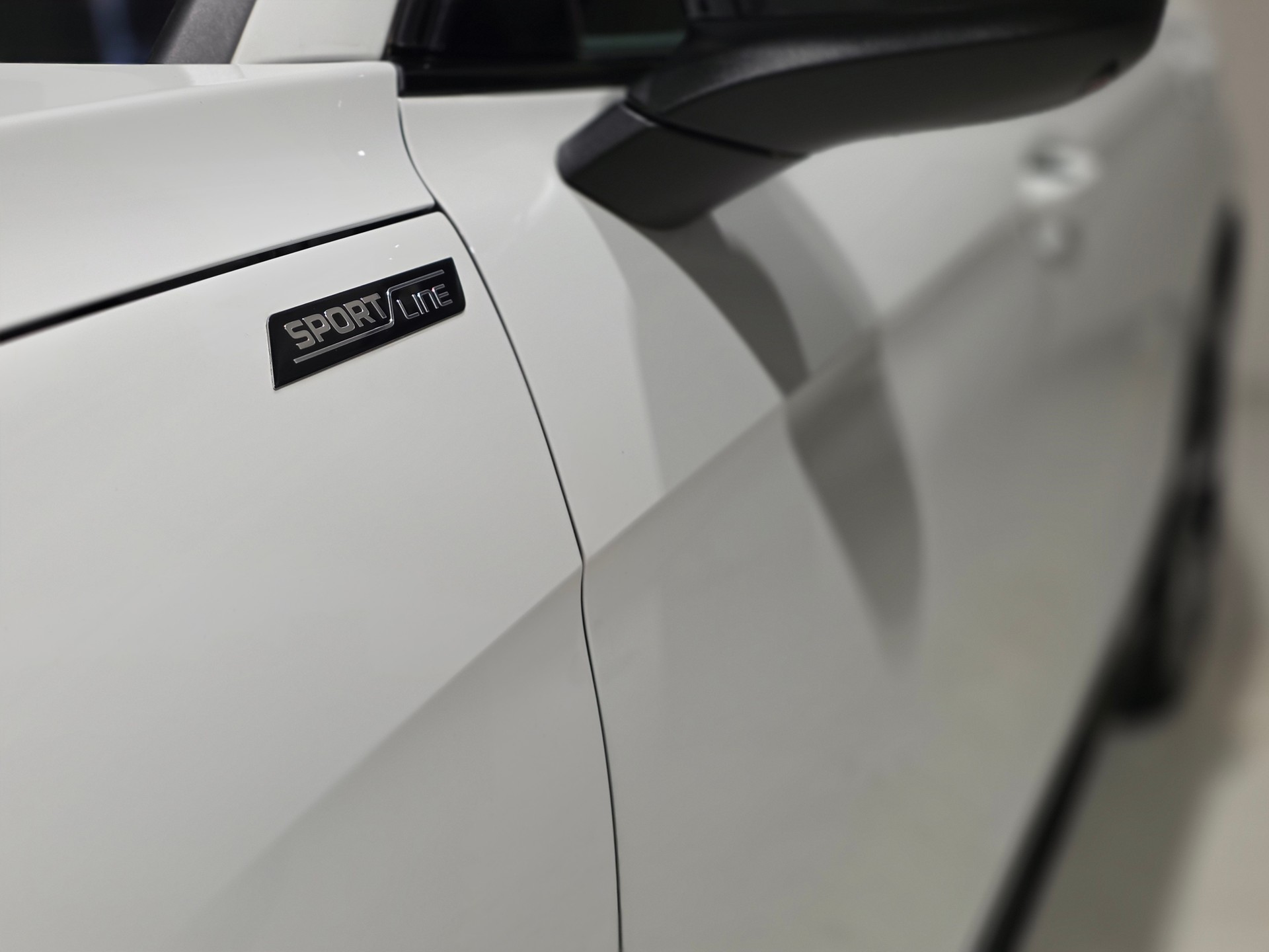 SKODA Superb Combi 2.0 TSI Sportline 4x4 DSG-image-24
