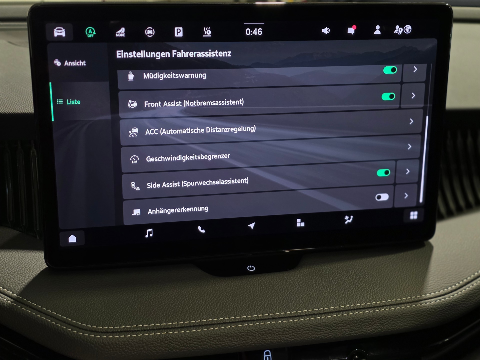 SKODA Superb Combi 2.0 TSI Sportline 4x4 DSG-image-10