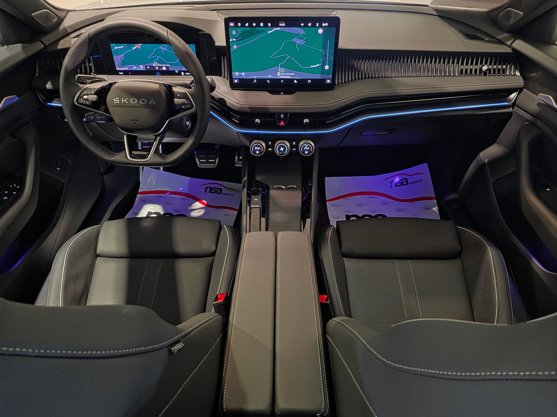 SKODA Superb Combi 2.0 TSI Sportline 4x4 DSG-image-5