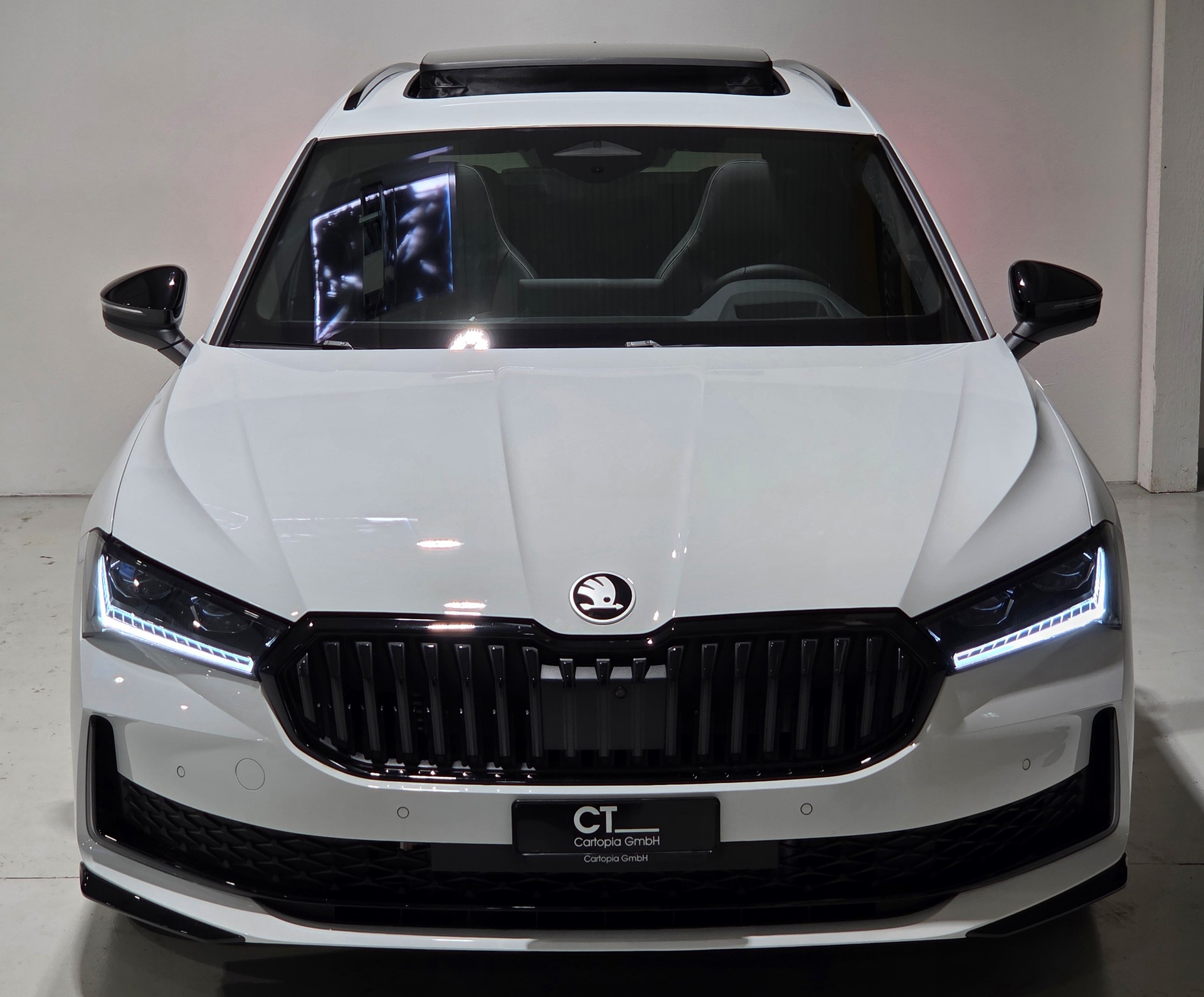 SKODA Superb Combi 2.0 TSI Sportline 4x4 DSG-image-26