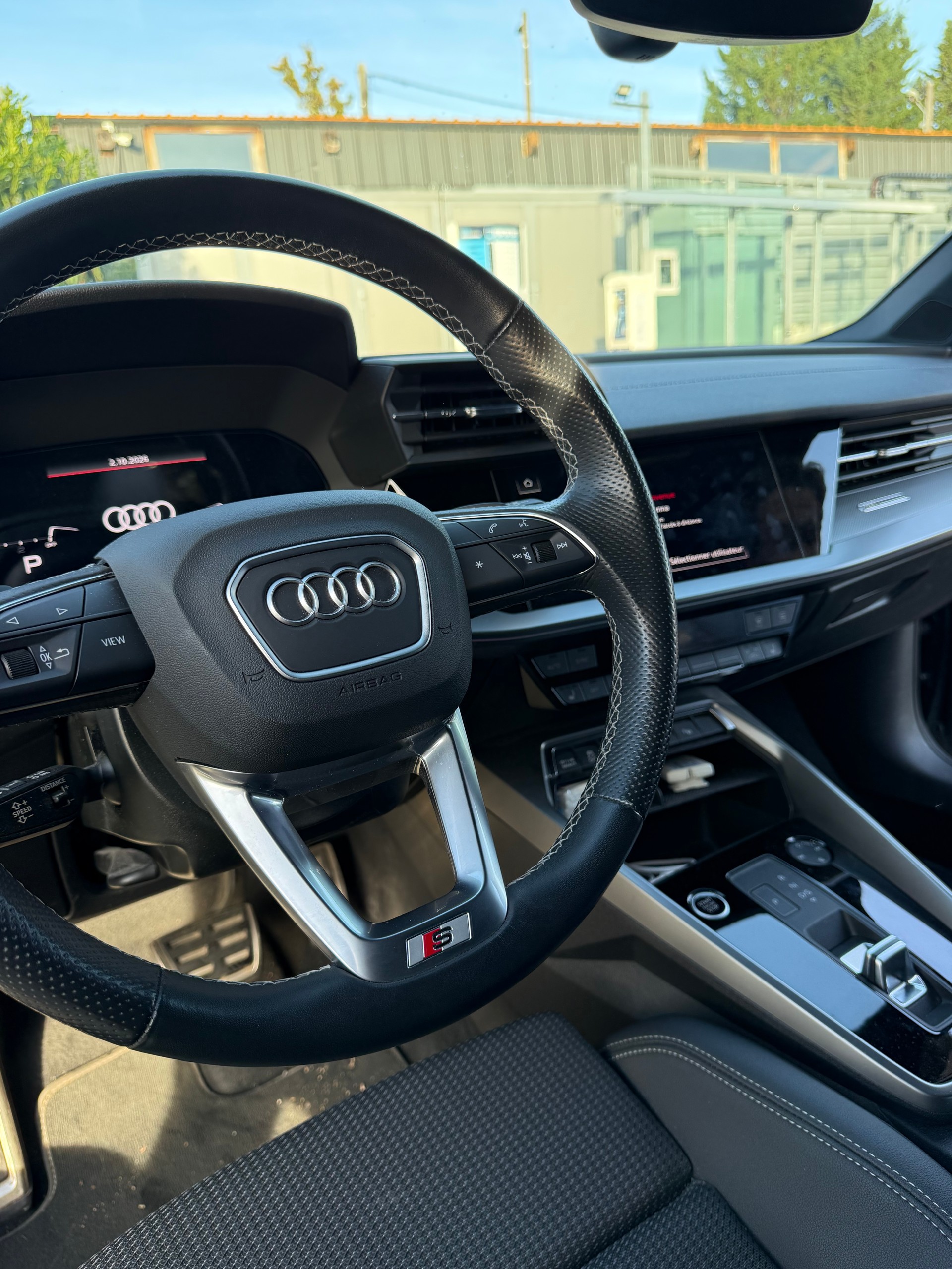 AUDI 1.5 35 TFSI S Line S-Tronic-image-3
