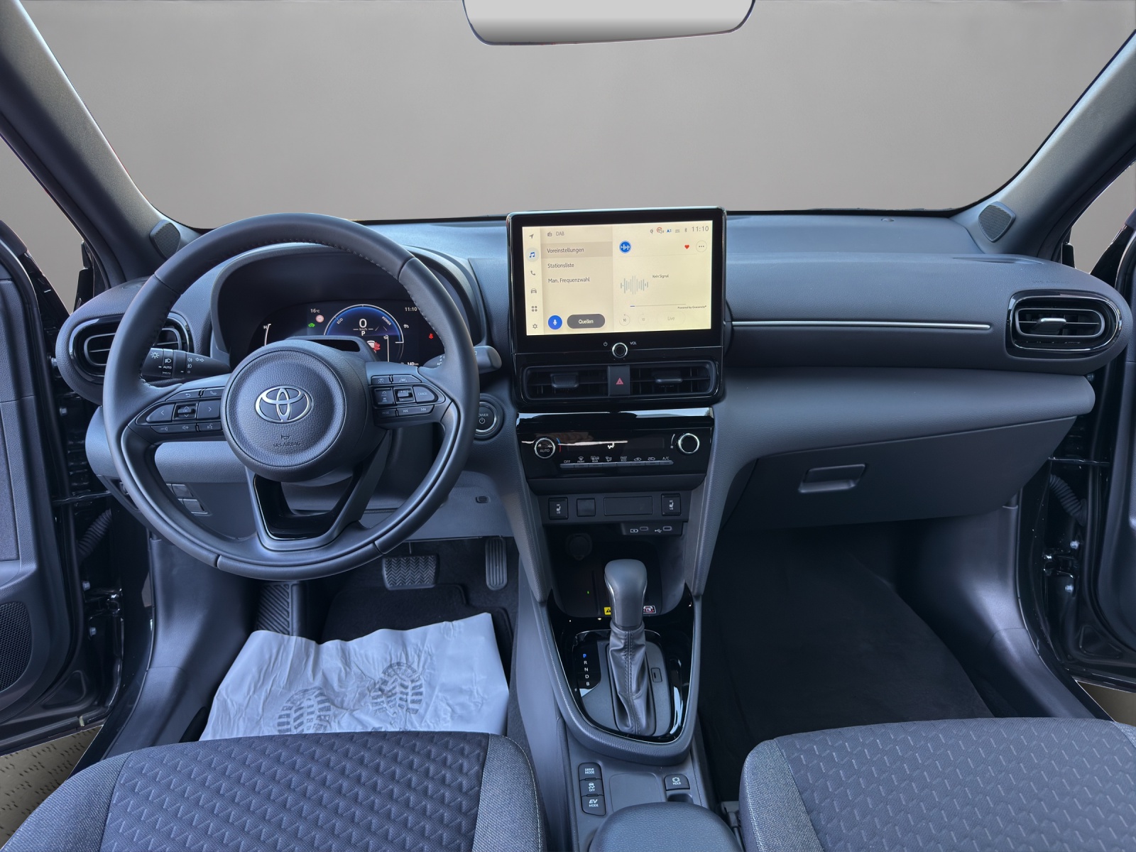 TOYOTA Yaris Cross 1.5 Style 4x2 Hybrid-image-13