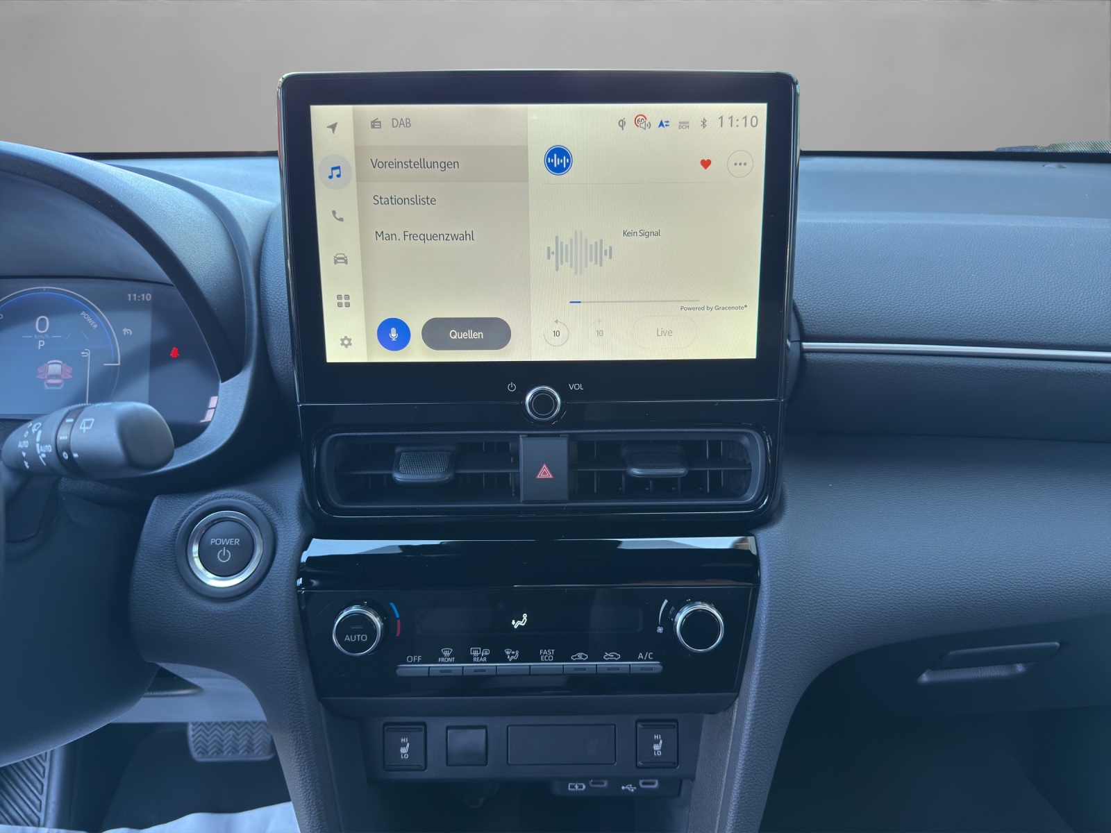 TOYOTA Yaris Cross 1.5 Style 4x2 Hybrid-image-14
