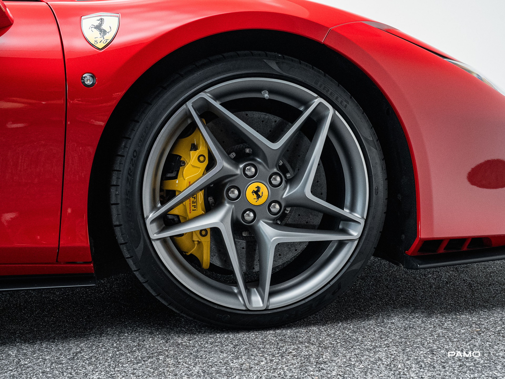 FERRARI F8 Spider-image-30