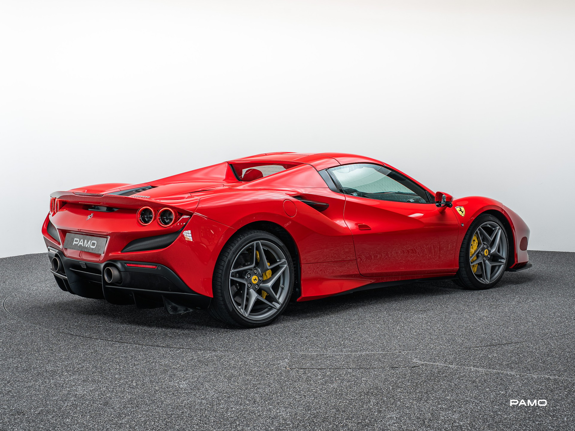 FERRARI F8 Spider-image-6