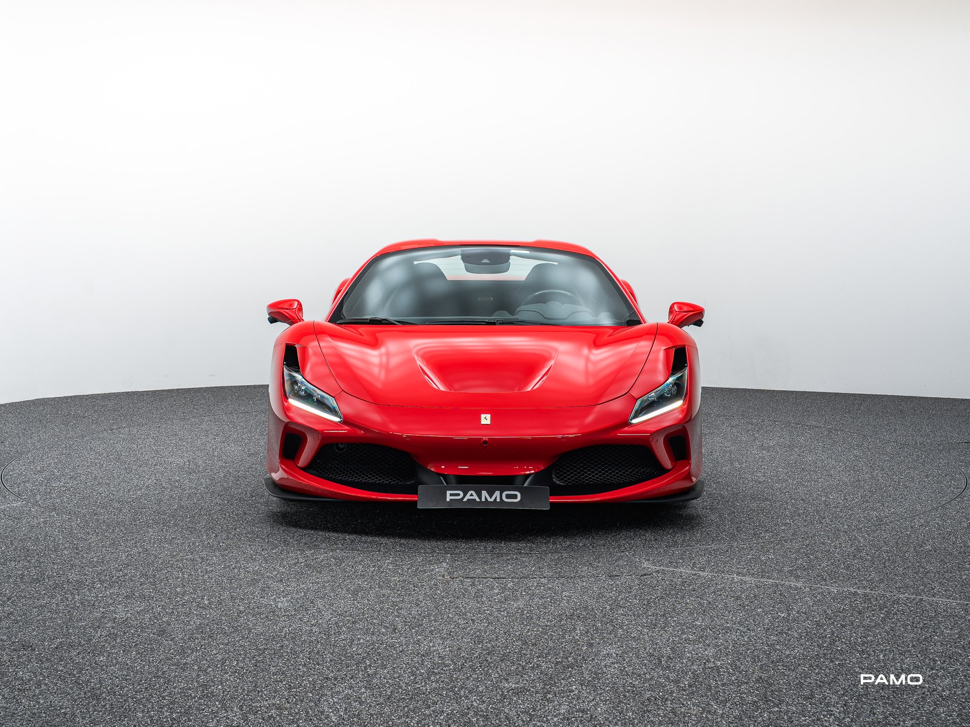 FERRARI F8 Spider-showroom-element-1