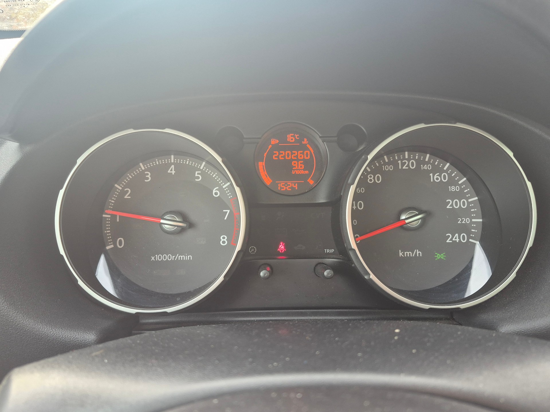 NISSAN QASHQAI-image-3