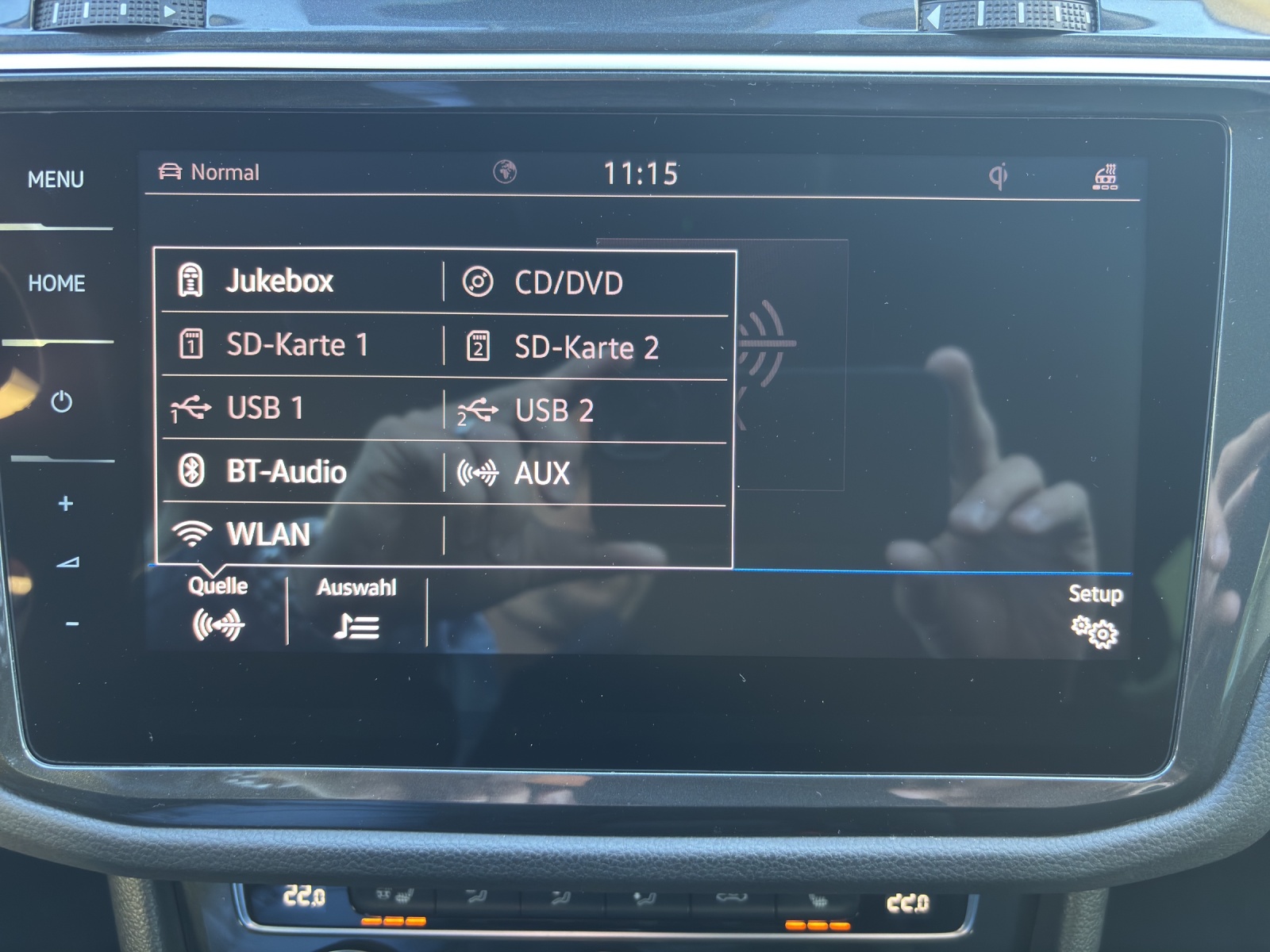 VW Tiguan 2.0TSI Highline 4Motion DSG mit AHK (2500kg), Assistenzpaket Plus & Winterreifen-image-22
