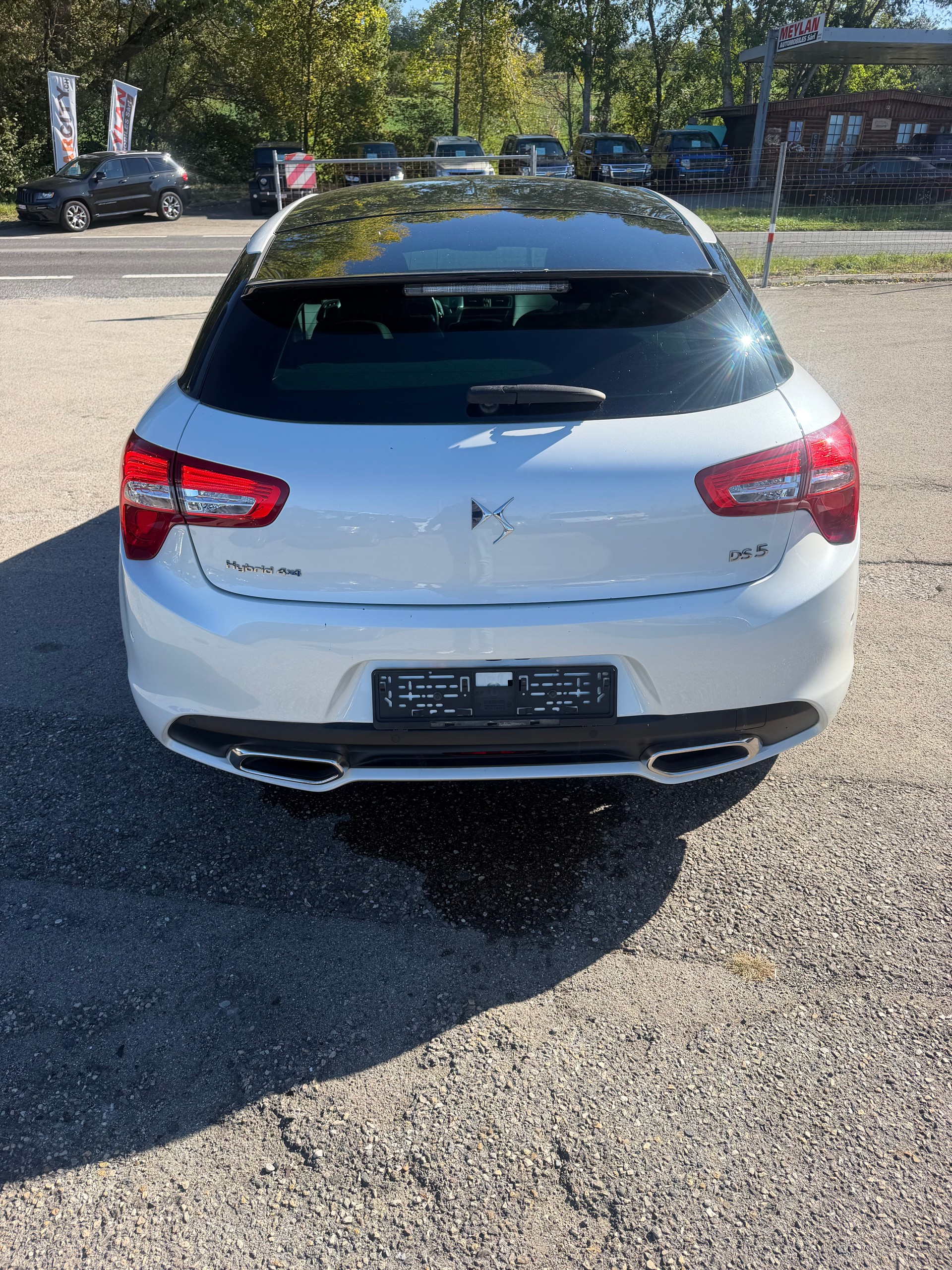 DS AUTOMOBILES DS 5 HYbrid4 200 SO Chic EGS6-image-11