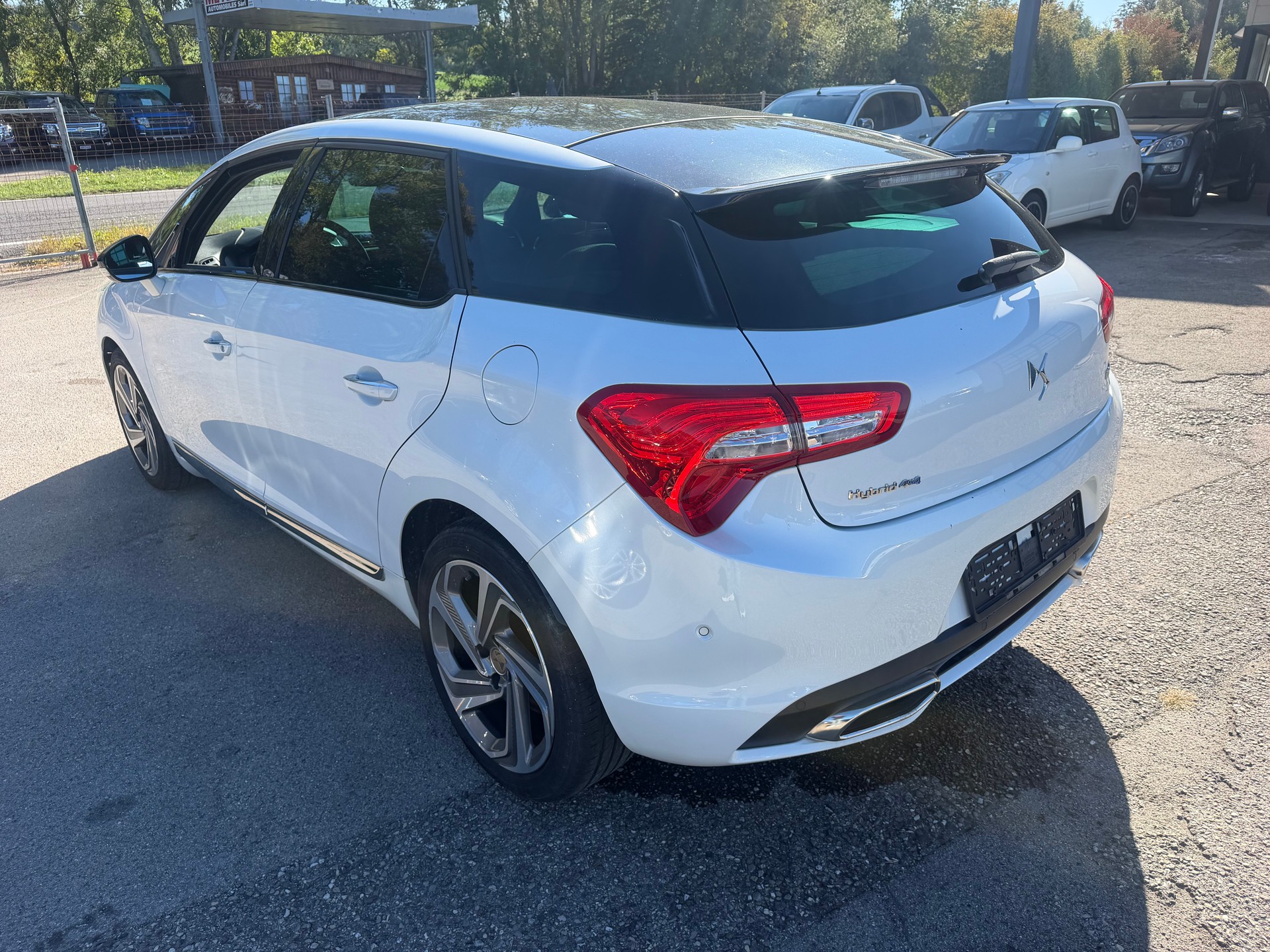 DS AUTOMOBILES DS 5 HYbrid4 200 SO Chic EGS6-image-10