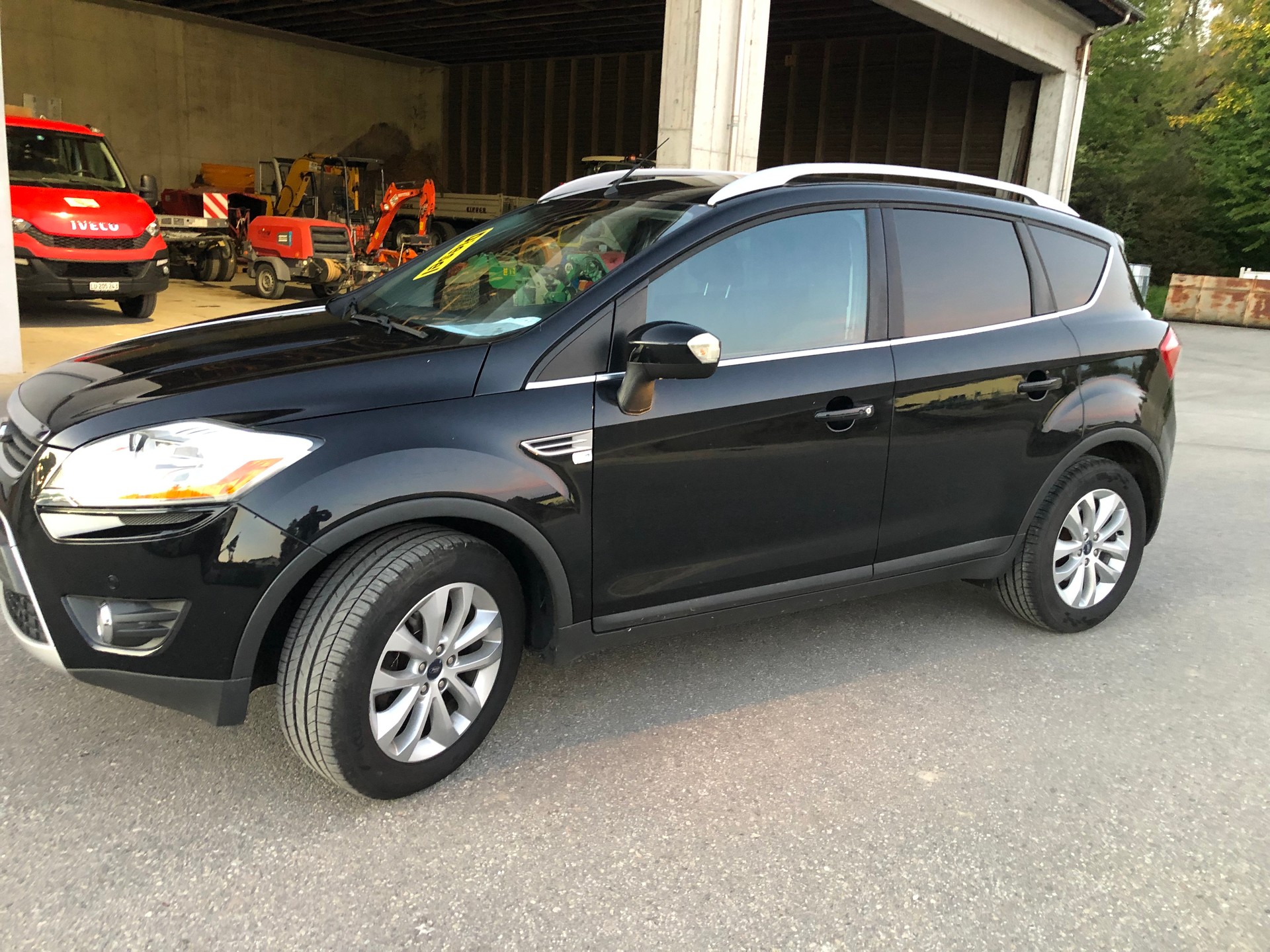 FORD Kuga 2.0 TDCi Carving 4WD PowerShift-image-1