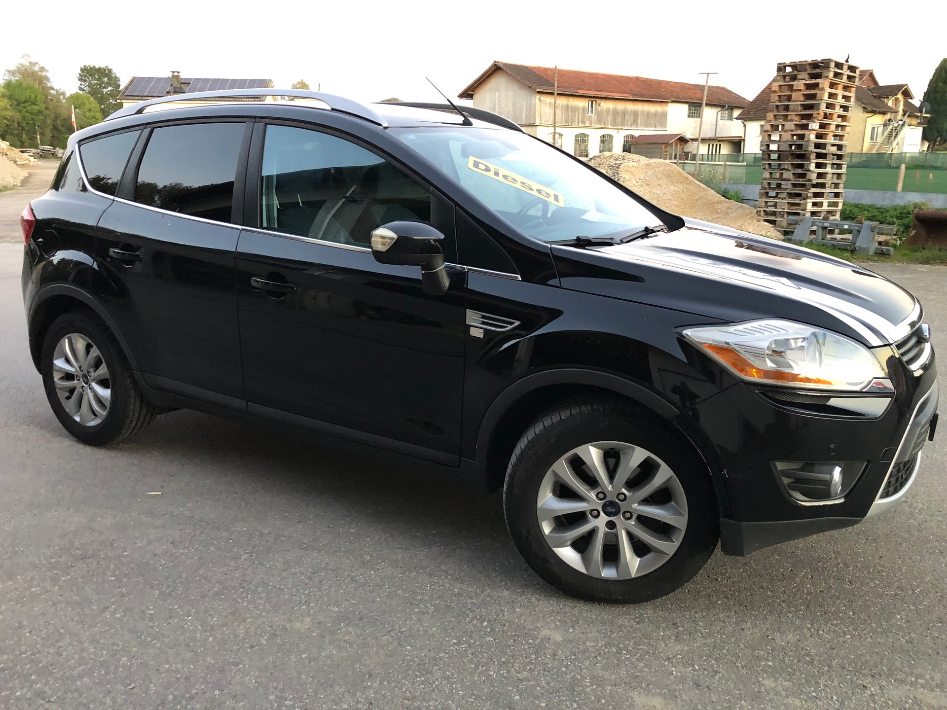 FORD Kuga 2.0 TDCi Carving 4WD PowerShift-image-2