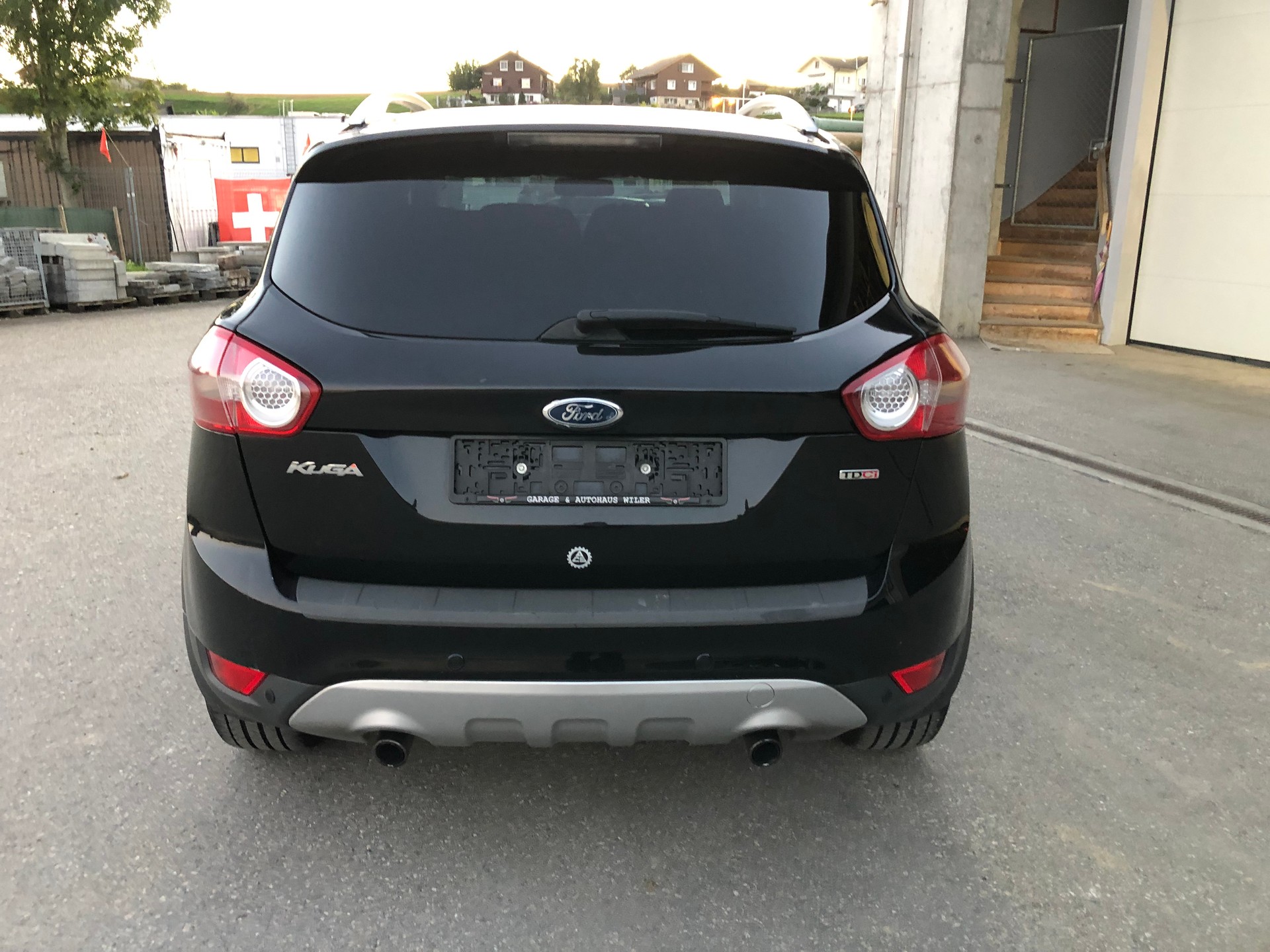 FORD Kuga 2.0 TDCi Carving 4WD PowerShift-image-5
