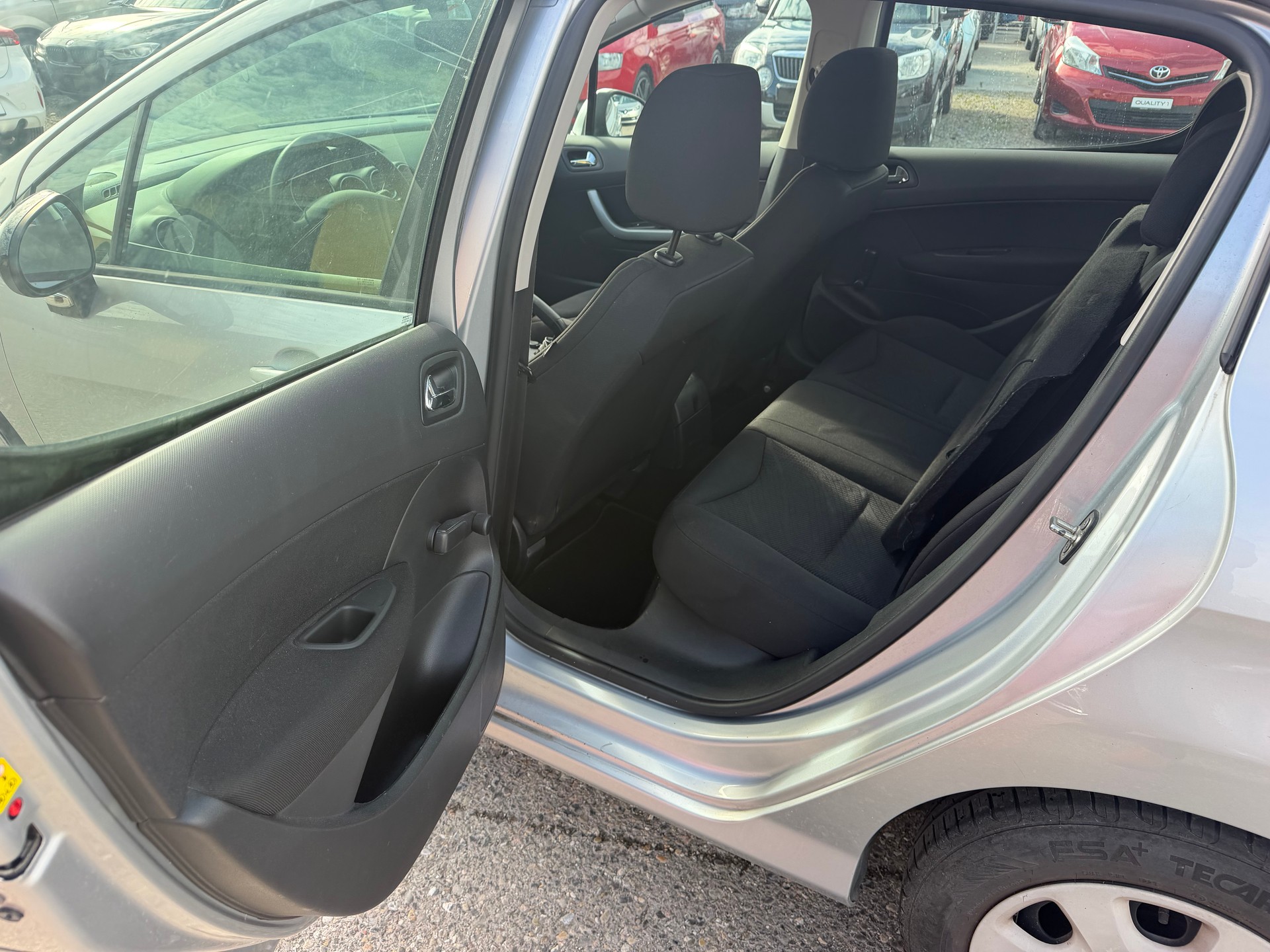 PEUGEOT 308 1.4 16V VTI Access-image-15