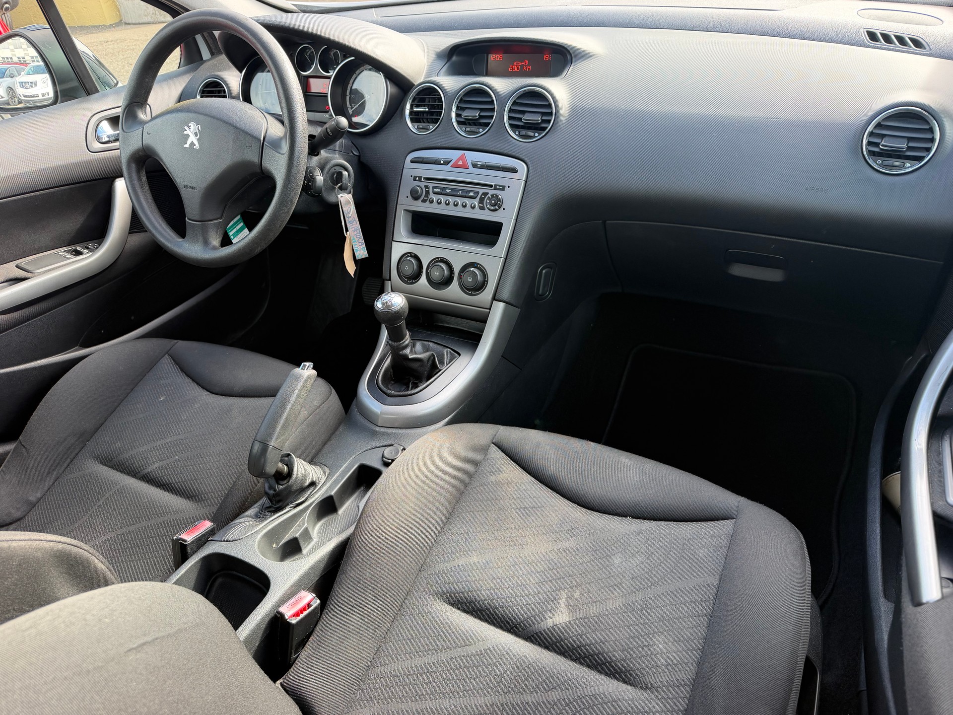 PEUGEOT 308 1.4 16V VTI Access-image-11