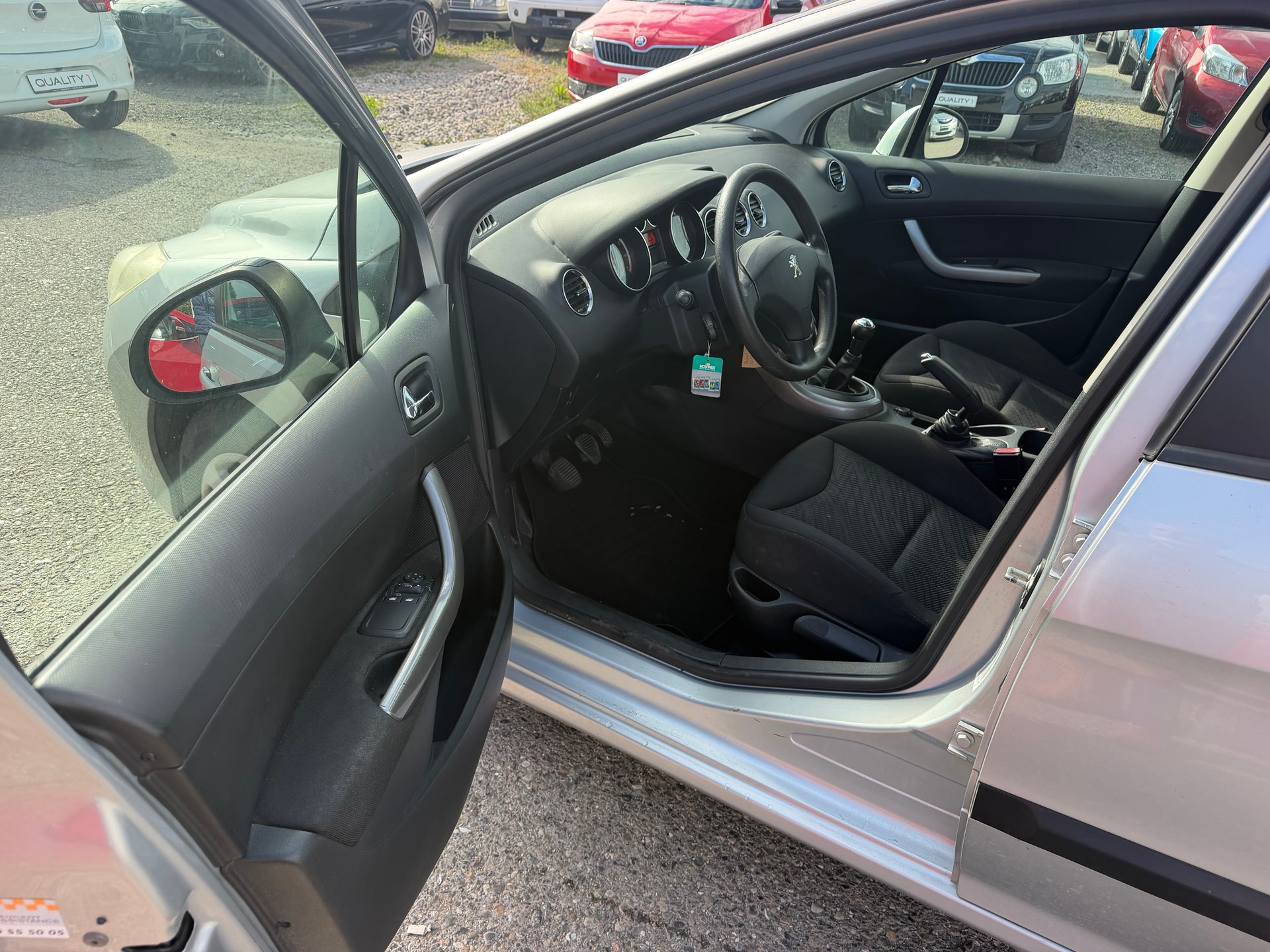 PEUGEOT 308 1.4 16V VTI Access-image-16