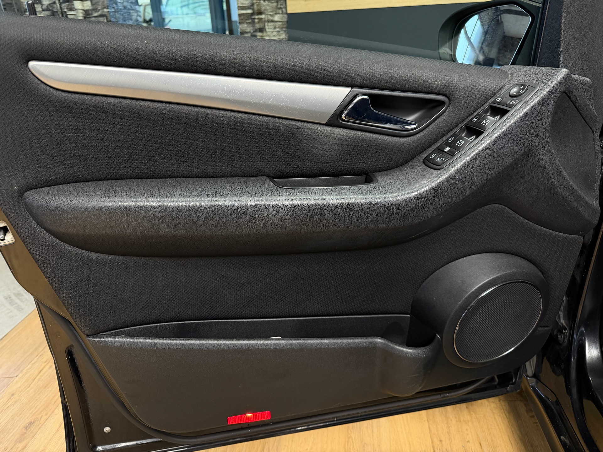 MERCEDES-BENZ A 200 Elégance Edition A-image-7