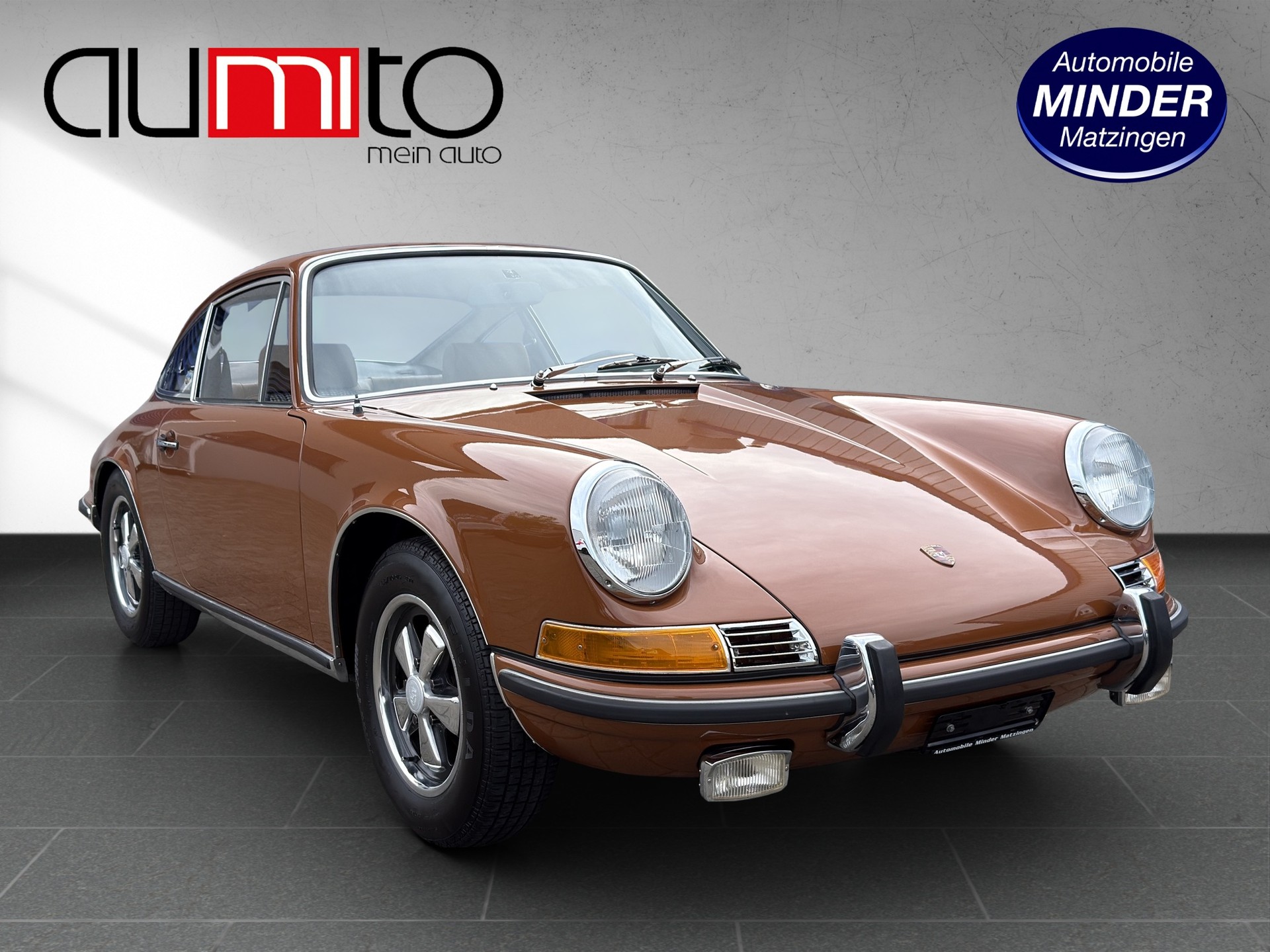 PORSCHE 911 T-image-0