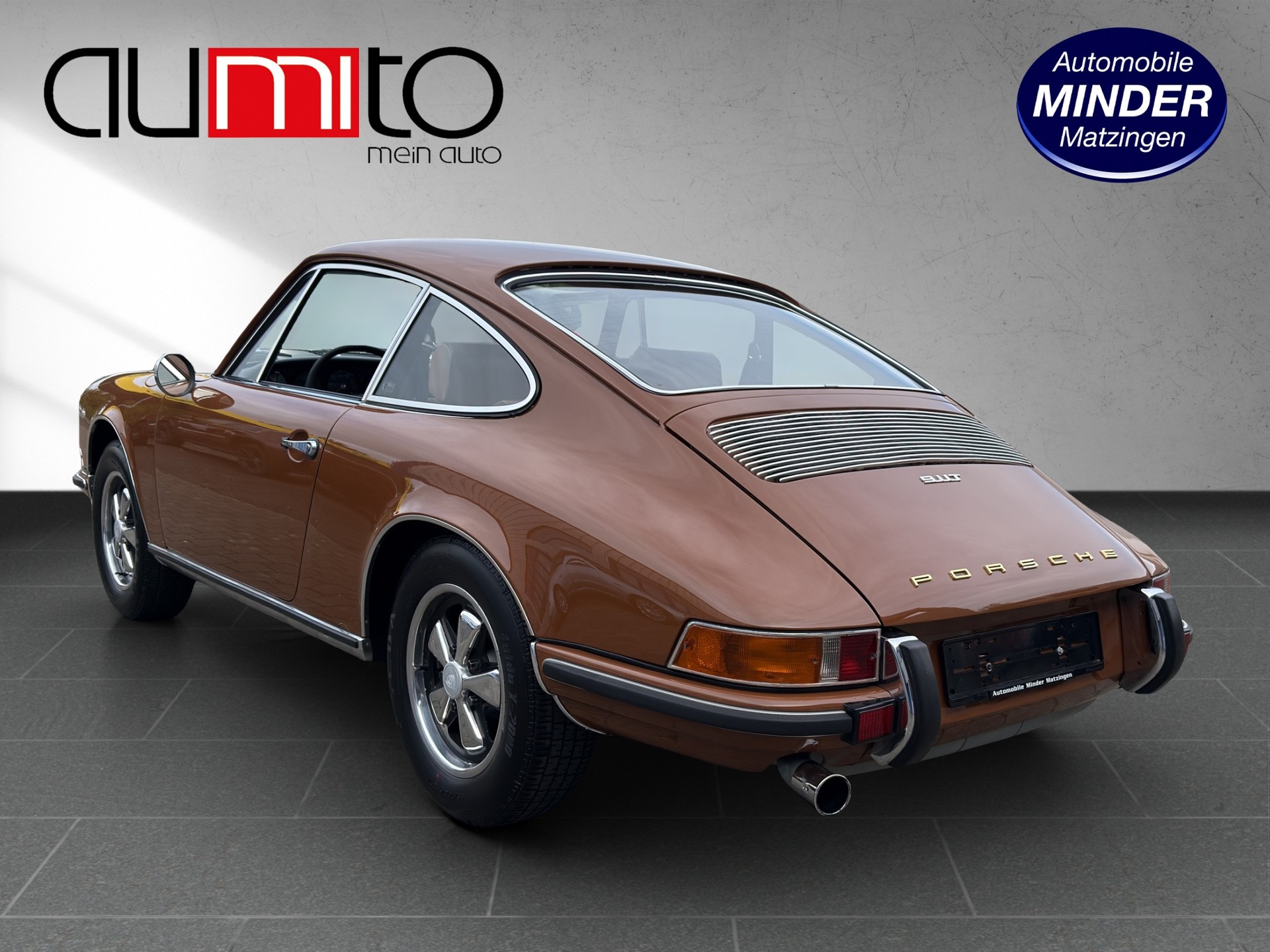 PORSCHE 911 T-image-4