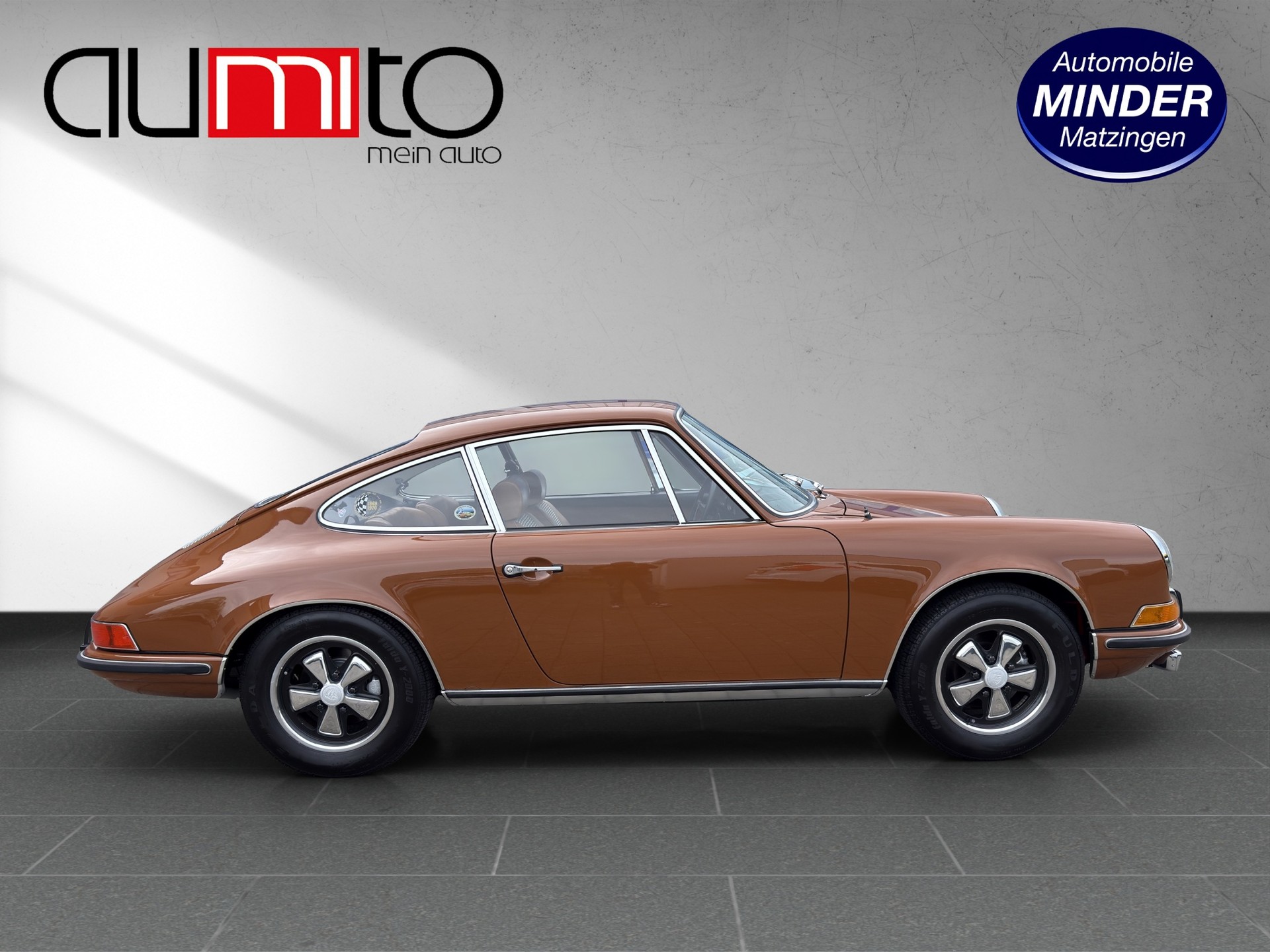 PORSCHE 911 T-image-1