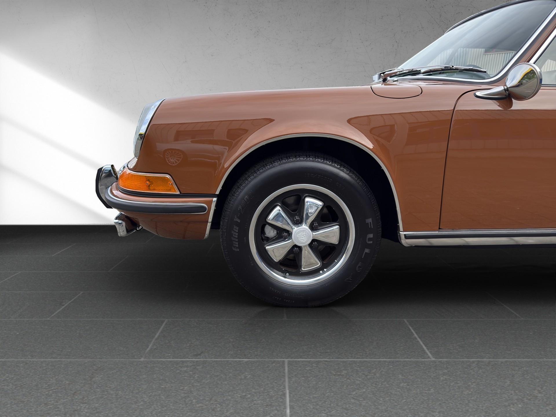 PORSCHE 911 T-image-13